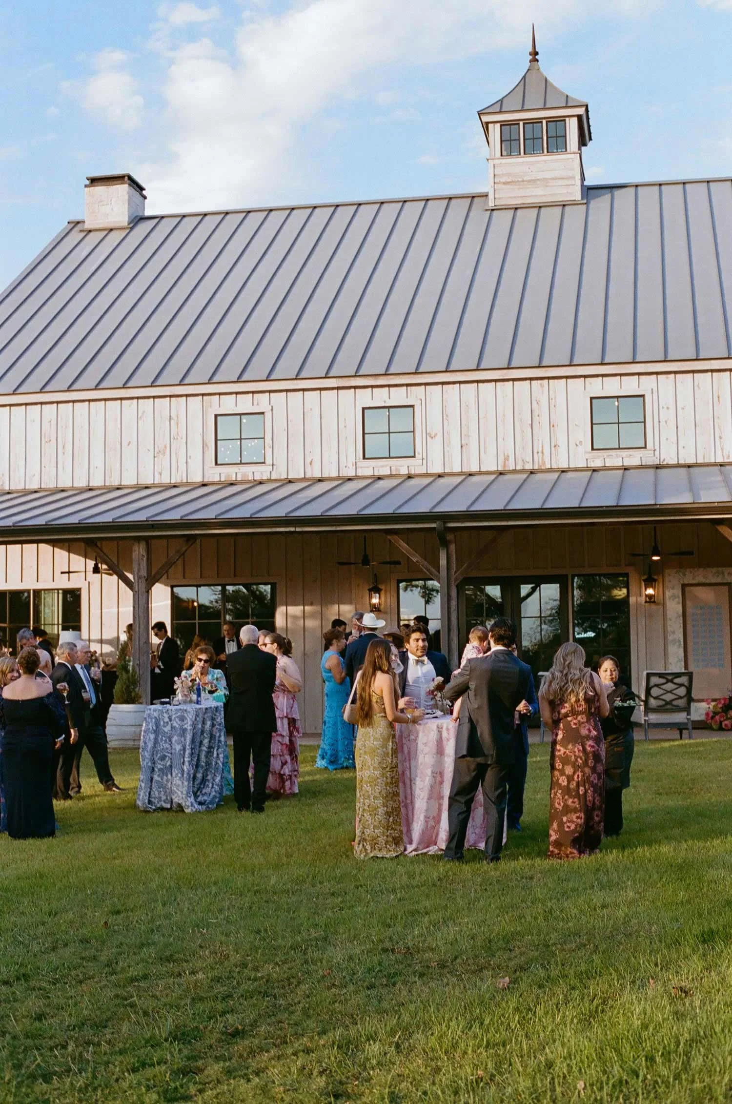 Windy_Knoll_Round_Top_Wedding_205.jpg
