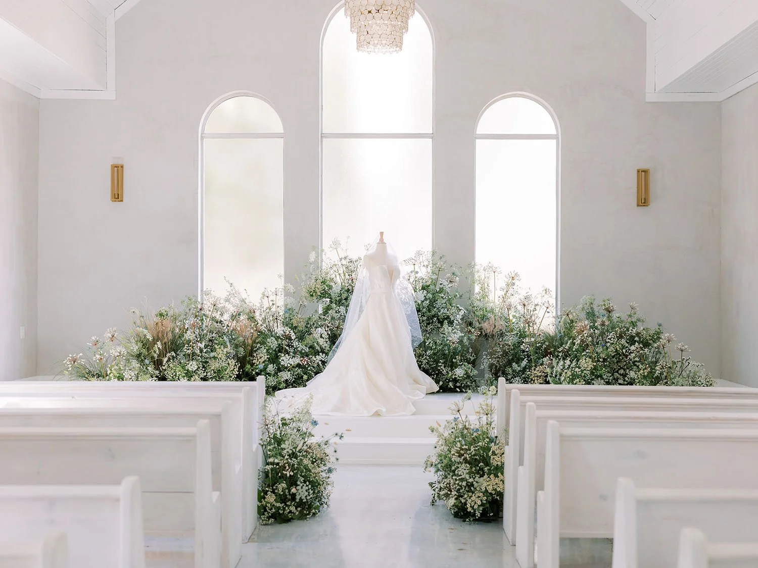 Modern Blue Wedding | The Emerson | Sabrina &amp; Chicago