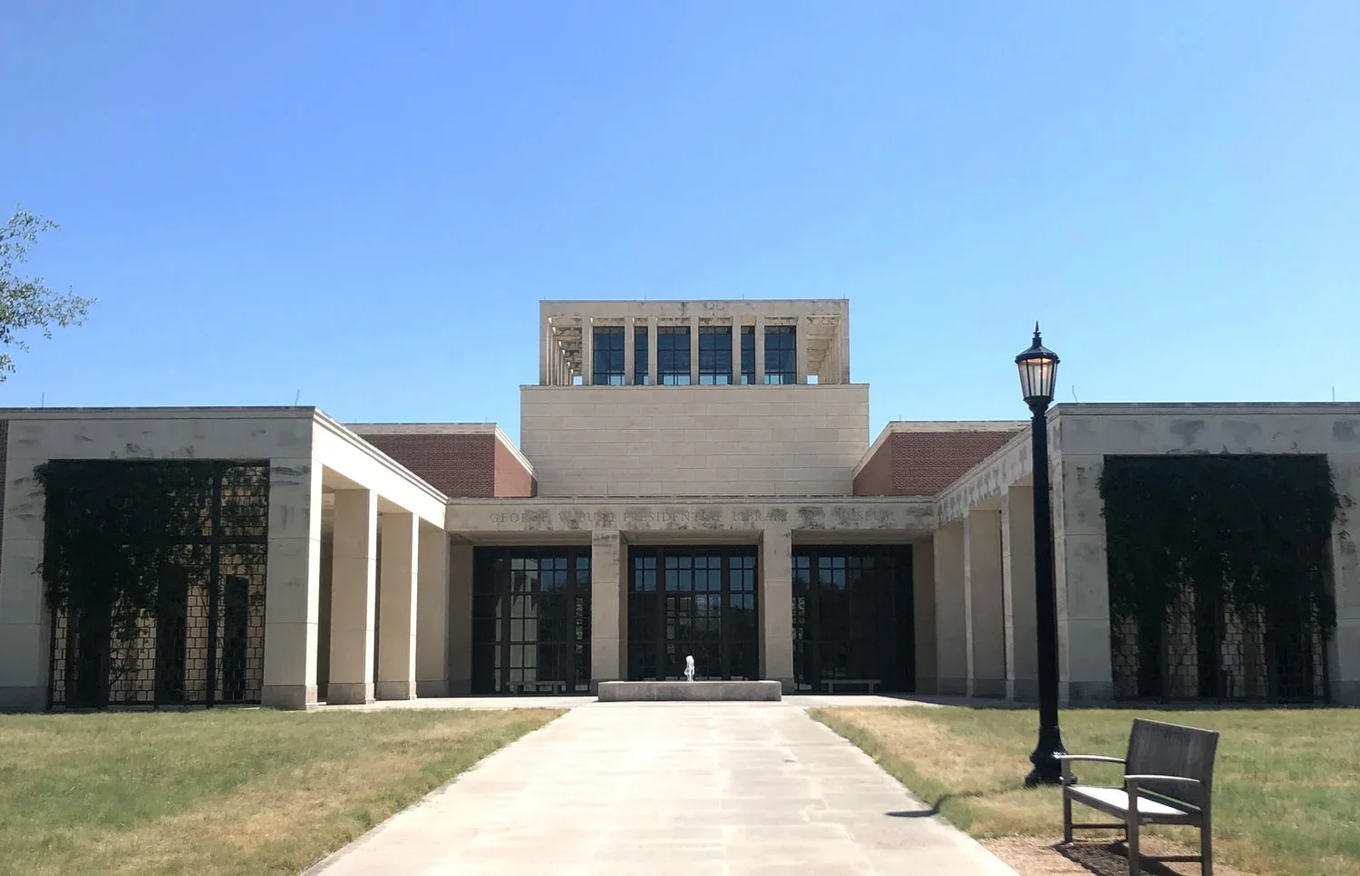 The George W Bush Presidential Center | Dallas Wedding Venues