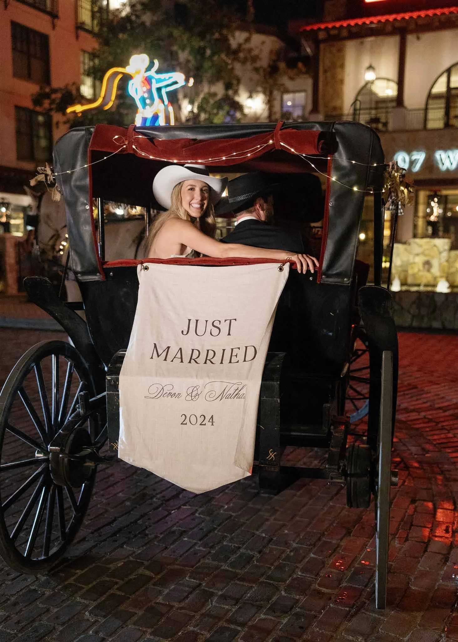 Hotel_Drover_Wedding_Fort Worth_Stockyards959.jpg