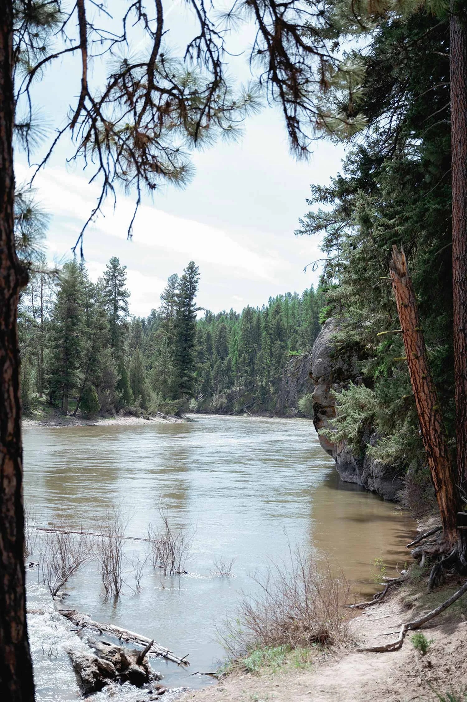 River at Montana wedding venue Paws Up