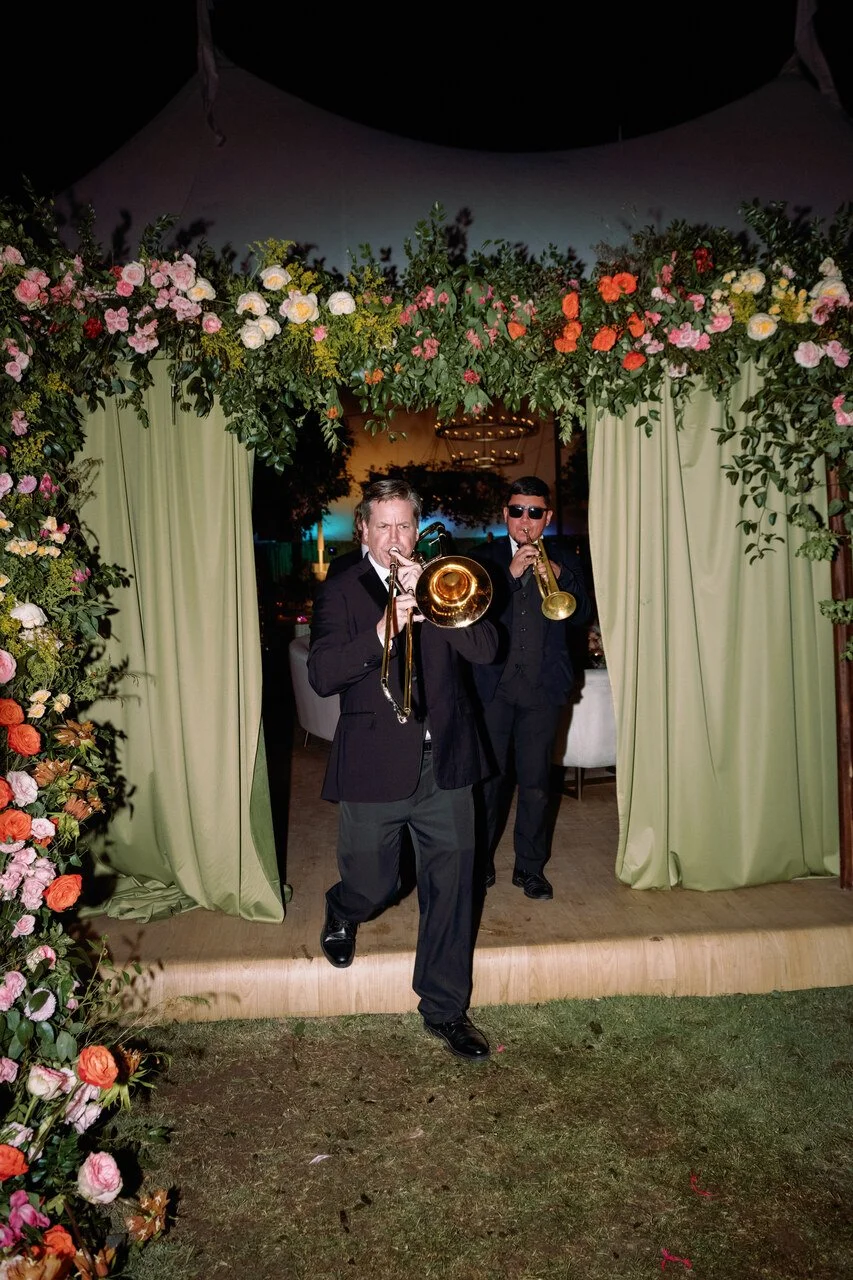 luxury_sailcloth_tent_wedding_reception_hanging_florals_texas_566.jpg