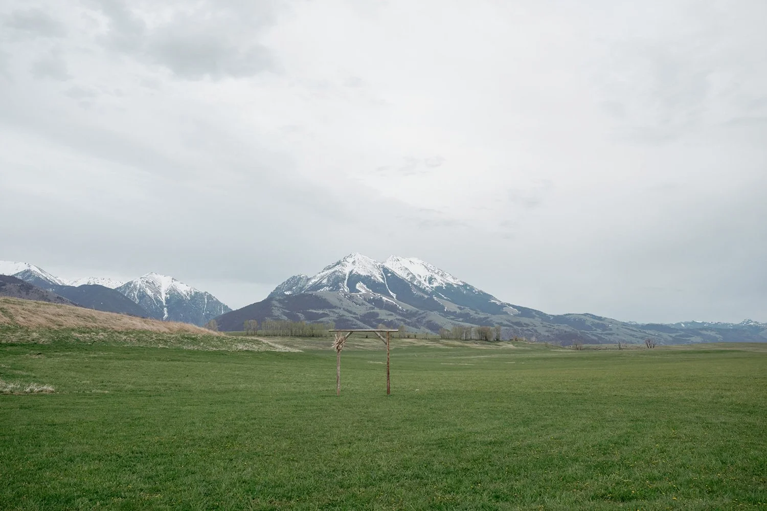 Montana destination wedding ceremony at Sage Lodge | Shannon Rose Events