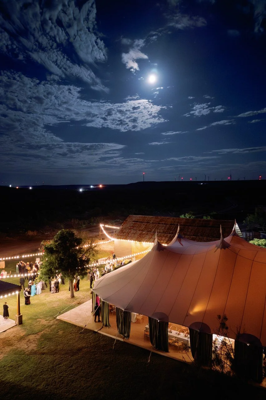 luxury_sailcloth_tent_wedding_reception_hanging_florals_texas_565.jpg