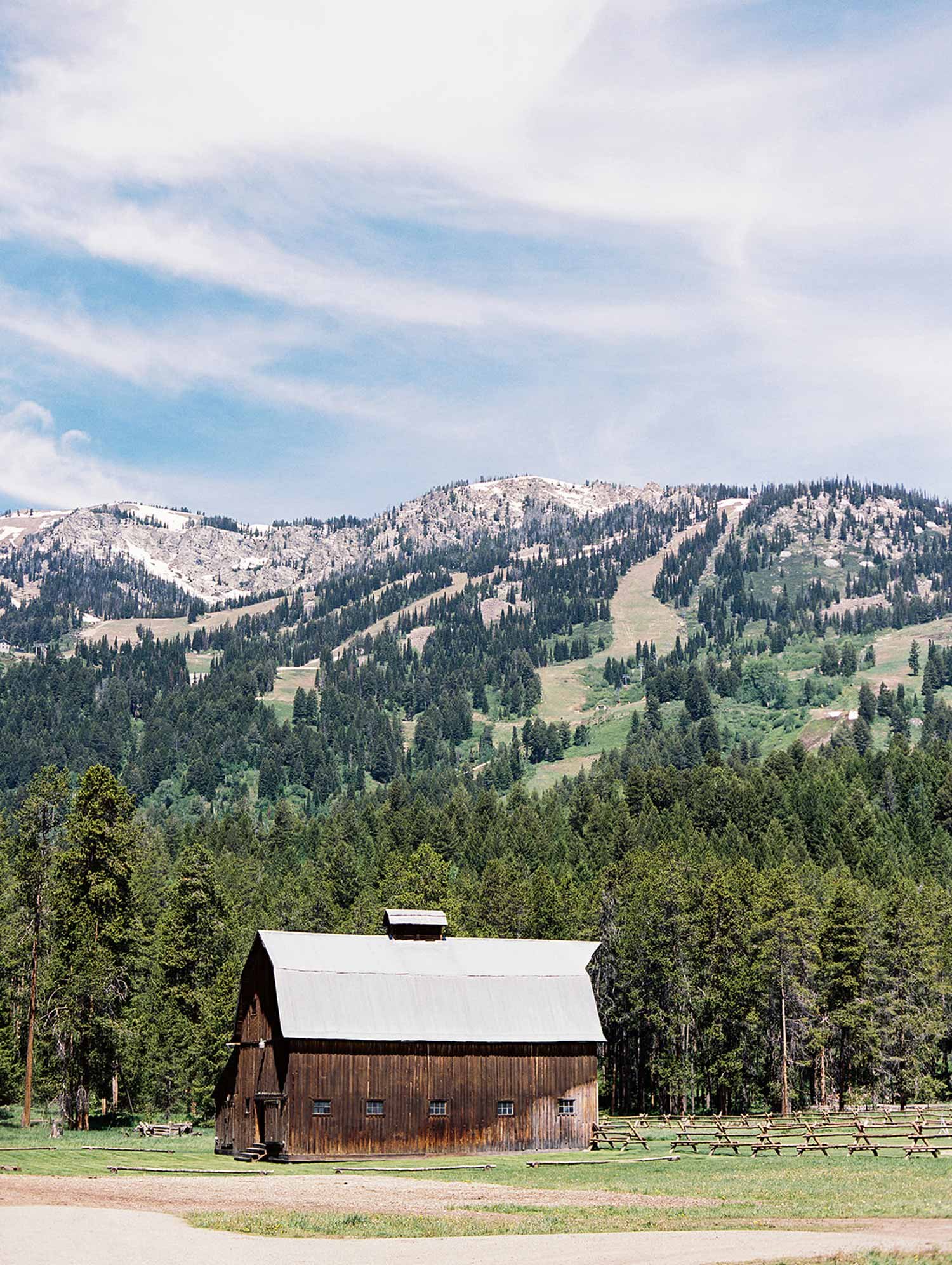 Snake River Ranch Wyoming Wedding Venue