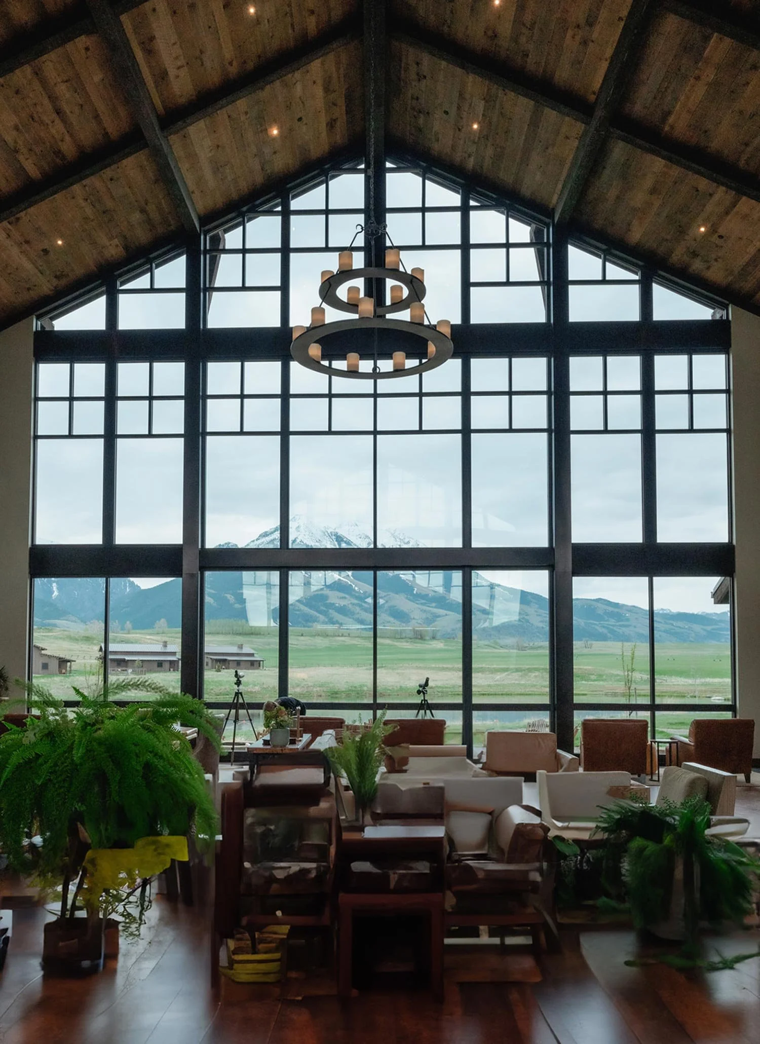 Sage Lodge Bozeman wedding venue in Montana