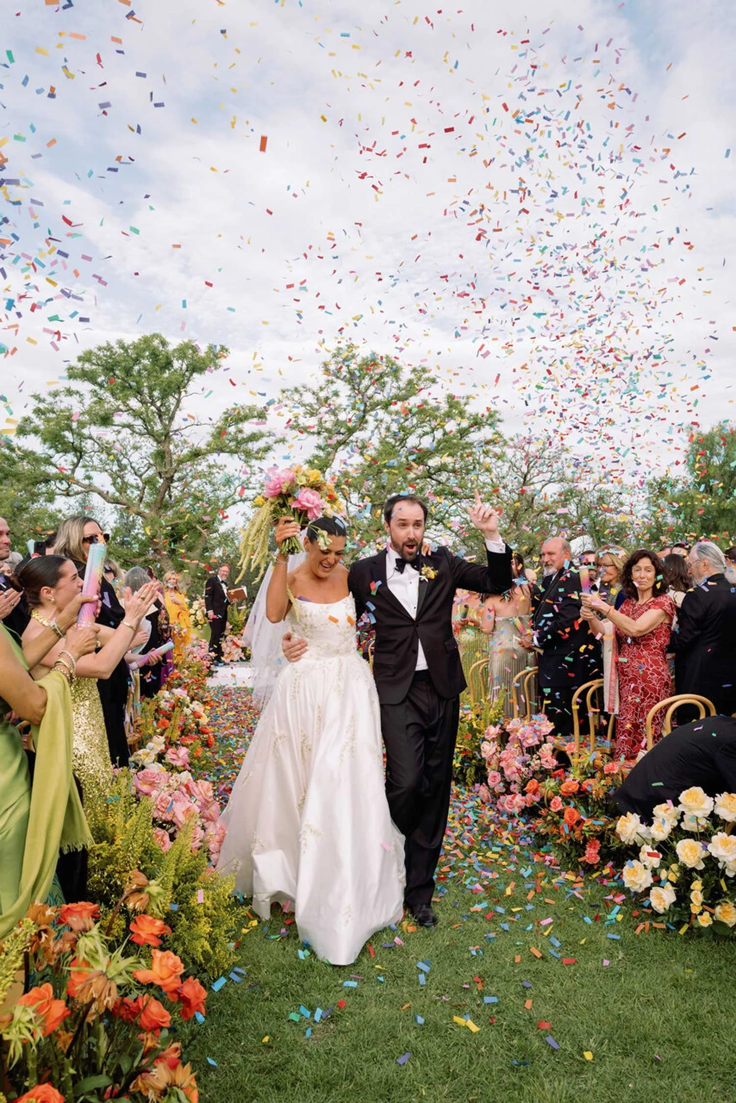 luxury_sailcloth_tent_wedding_reception_hanging_florals_texas_446.jpg