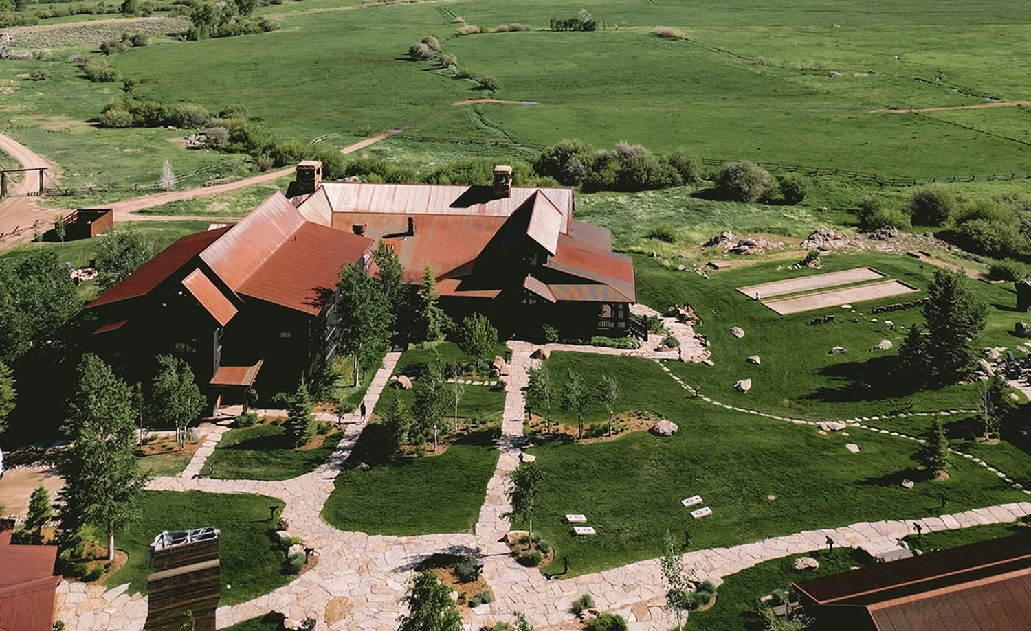 Overhead view of Brush Creek Lodge lawn in Wyoming