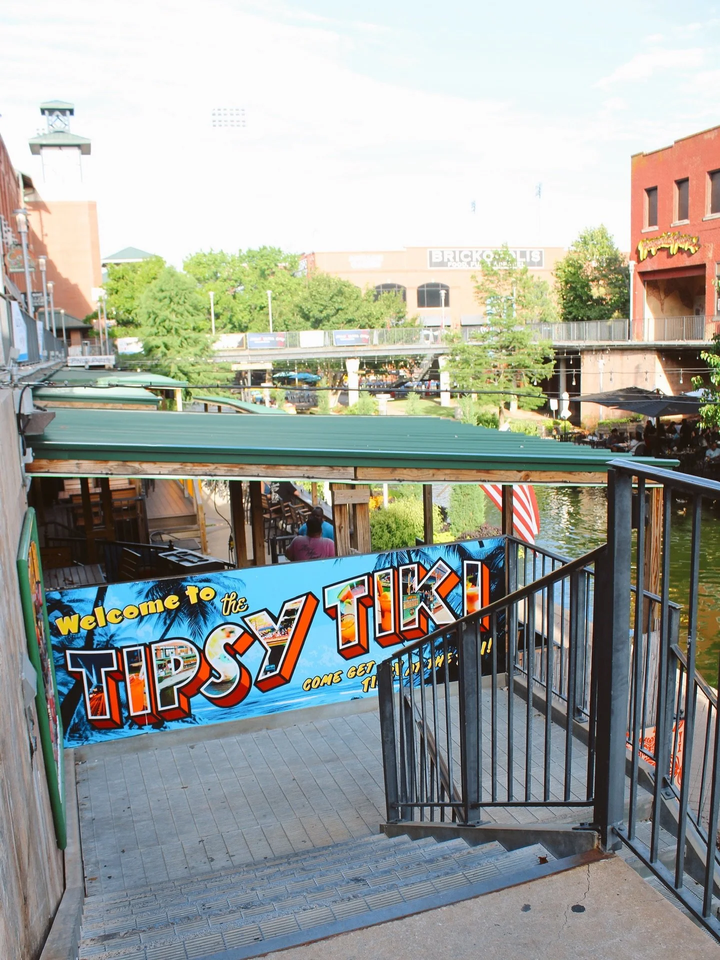 Friday on the canal starts here. 🌴🍍
Gates open at 4 &mdash; grab a tiki cocktail, find your spot by the water, and let the weekend roll in.

#TipsyTikiOKC #CanalSideVibes #BricktownOKC #TikiTime