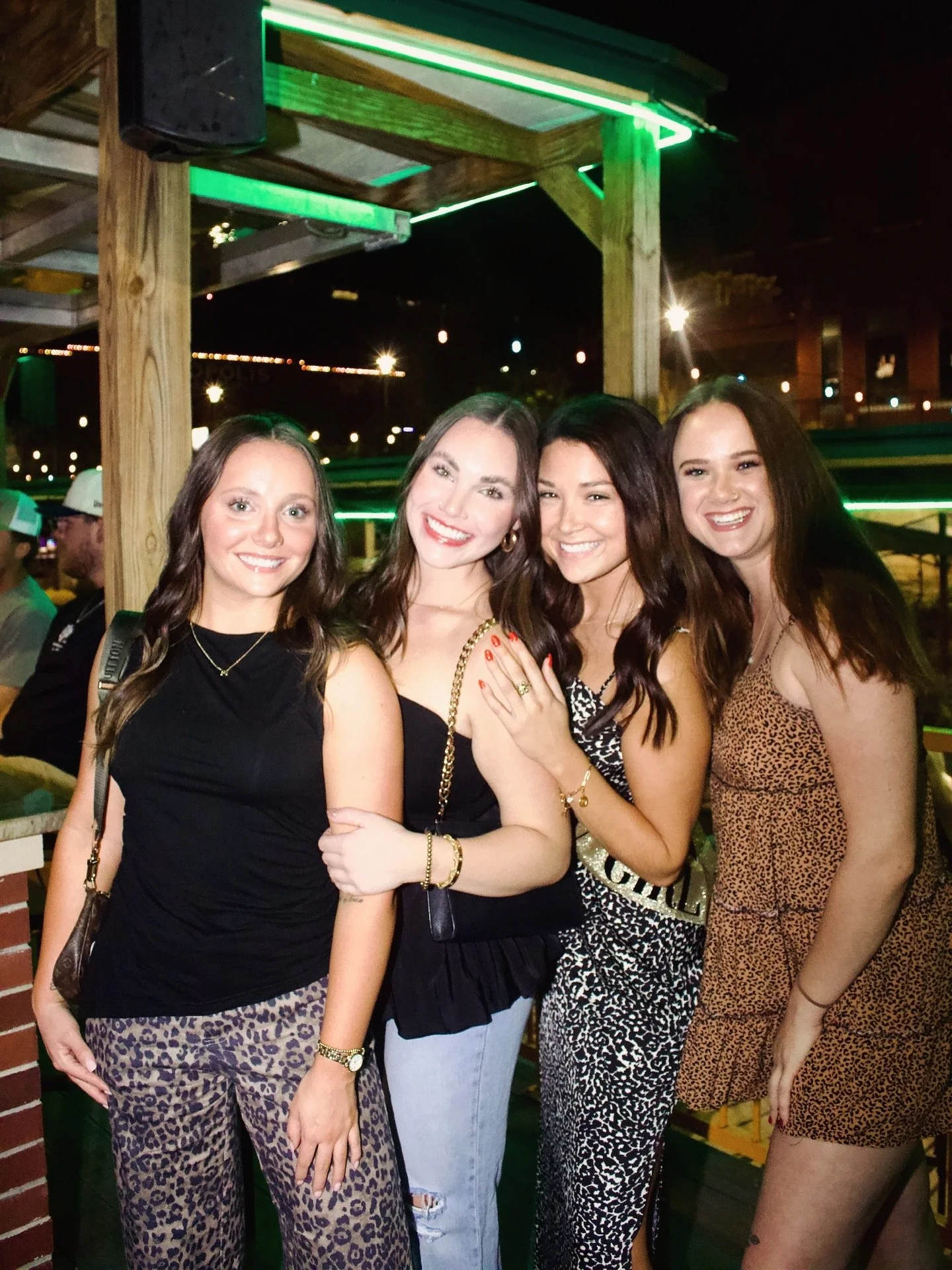 Let&rsquo;s make the last Thirsty Thursday of Tiki season one to remember. 🌞
Drinks are cold, patio&rsquo;s ready, and the canal&rsquo;s calling. See you at 4PM!

#tipsytikiokc #bricktown #tikibar #drinklocalokc #seeokc