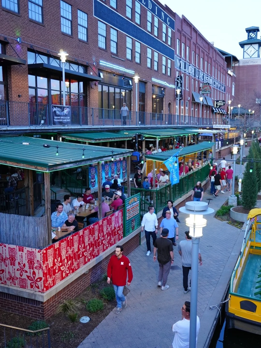 Calling all Cornhuskers 🌽

15 TVs.
March Madness.
Thirsty Thursday. 🍹🏀

See you at Tipsy Tiki!

#tipsytikiokc #marchmadness #tikibar #drinklocalokc #bricktown #seeokc @bricktown