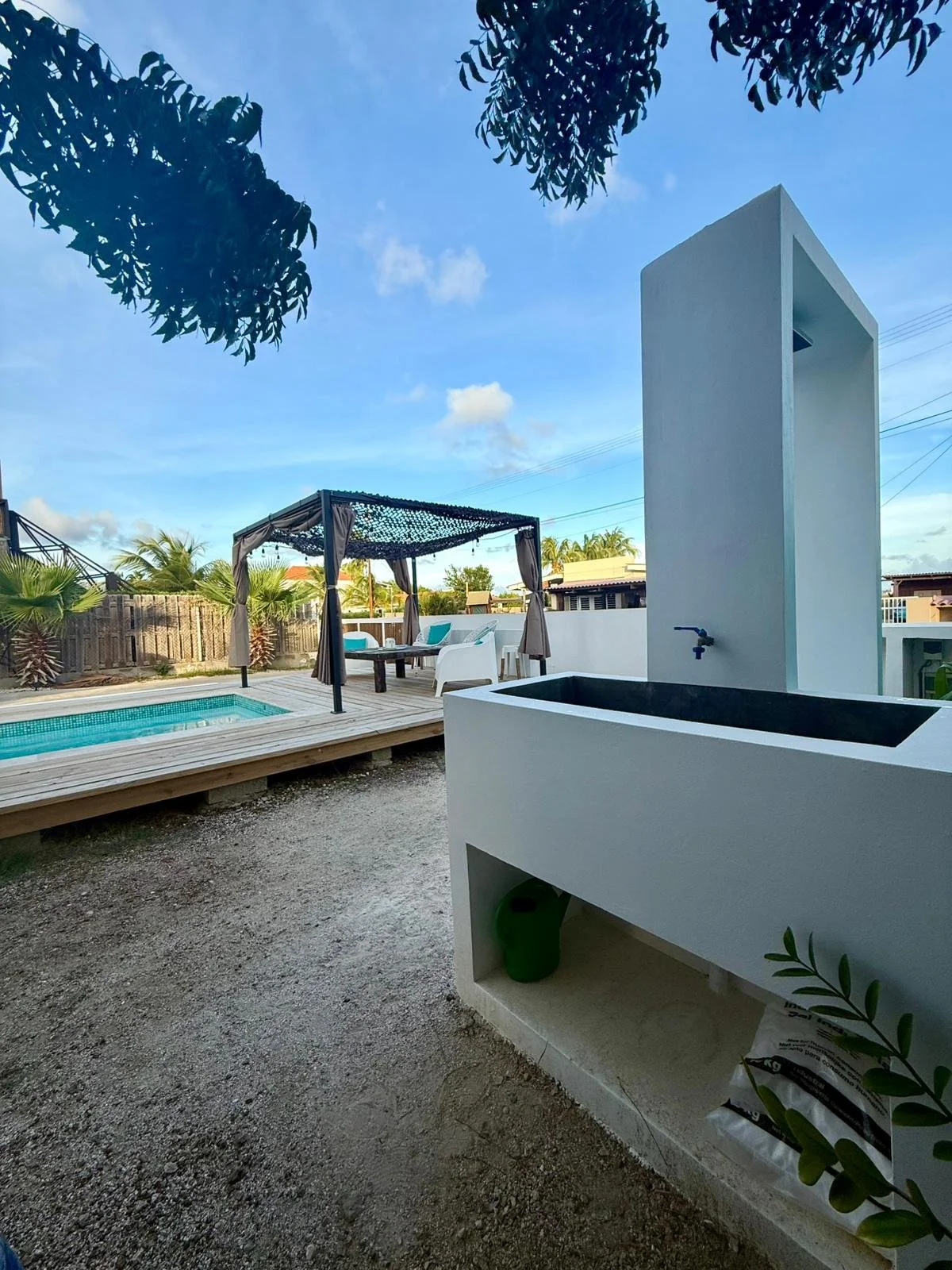 Outdoor private pool surrounded by tropical greenery at Kas Pitava Boutique Stay in Bonaire