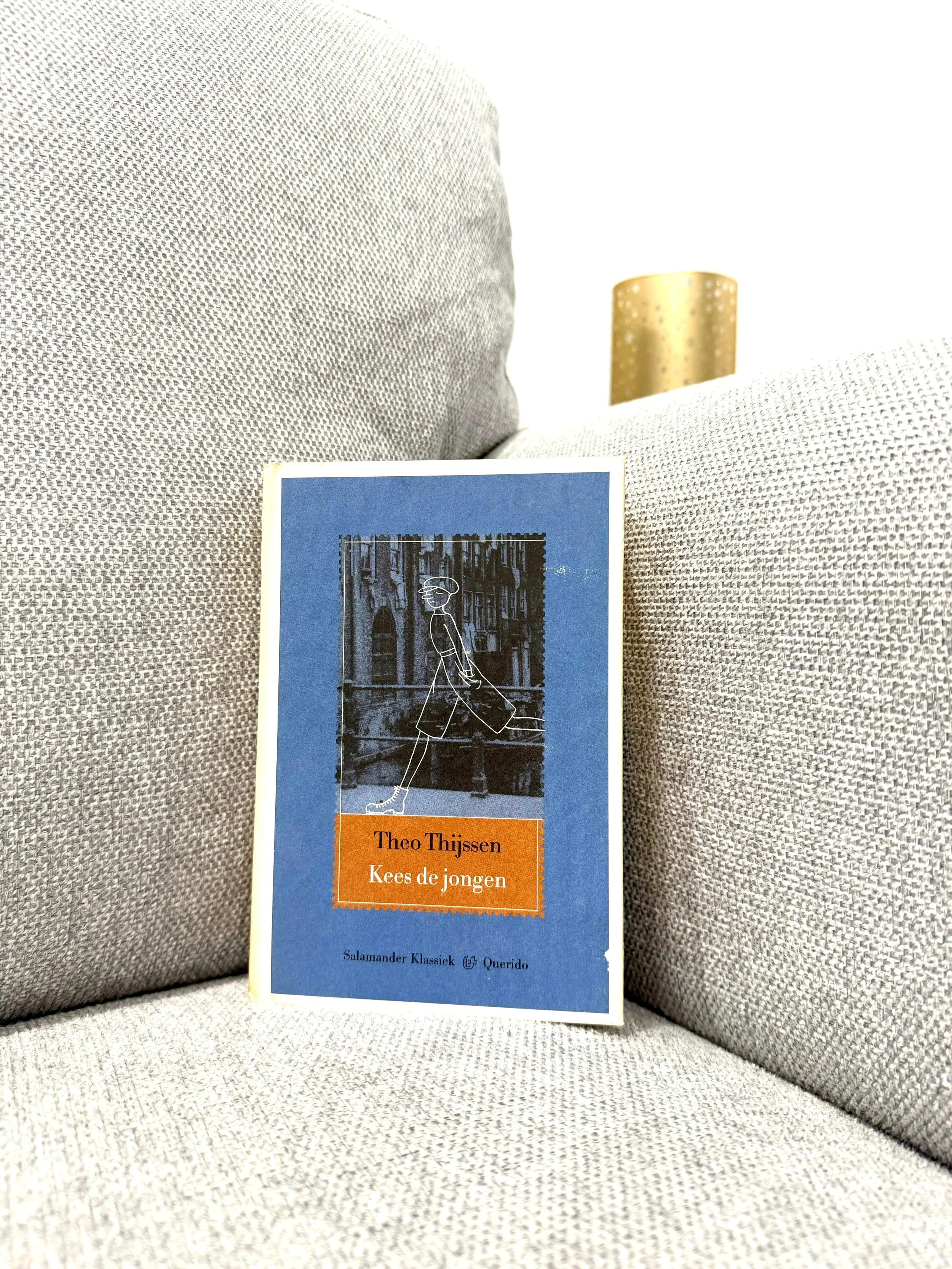 Dutch book "Kees de jongen" available for guests at Kas Pitava.