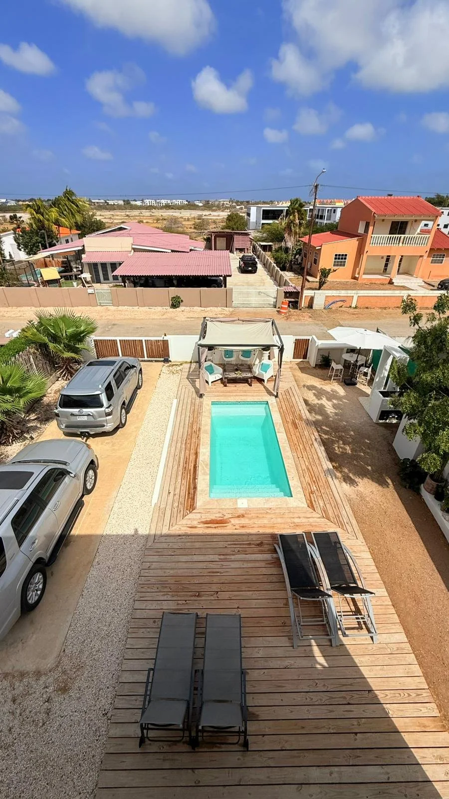 Outdoor private pool surrounded by tropical greenery at Kas Pitava Boutique Stay in Bonaire