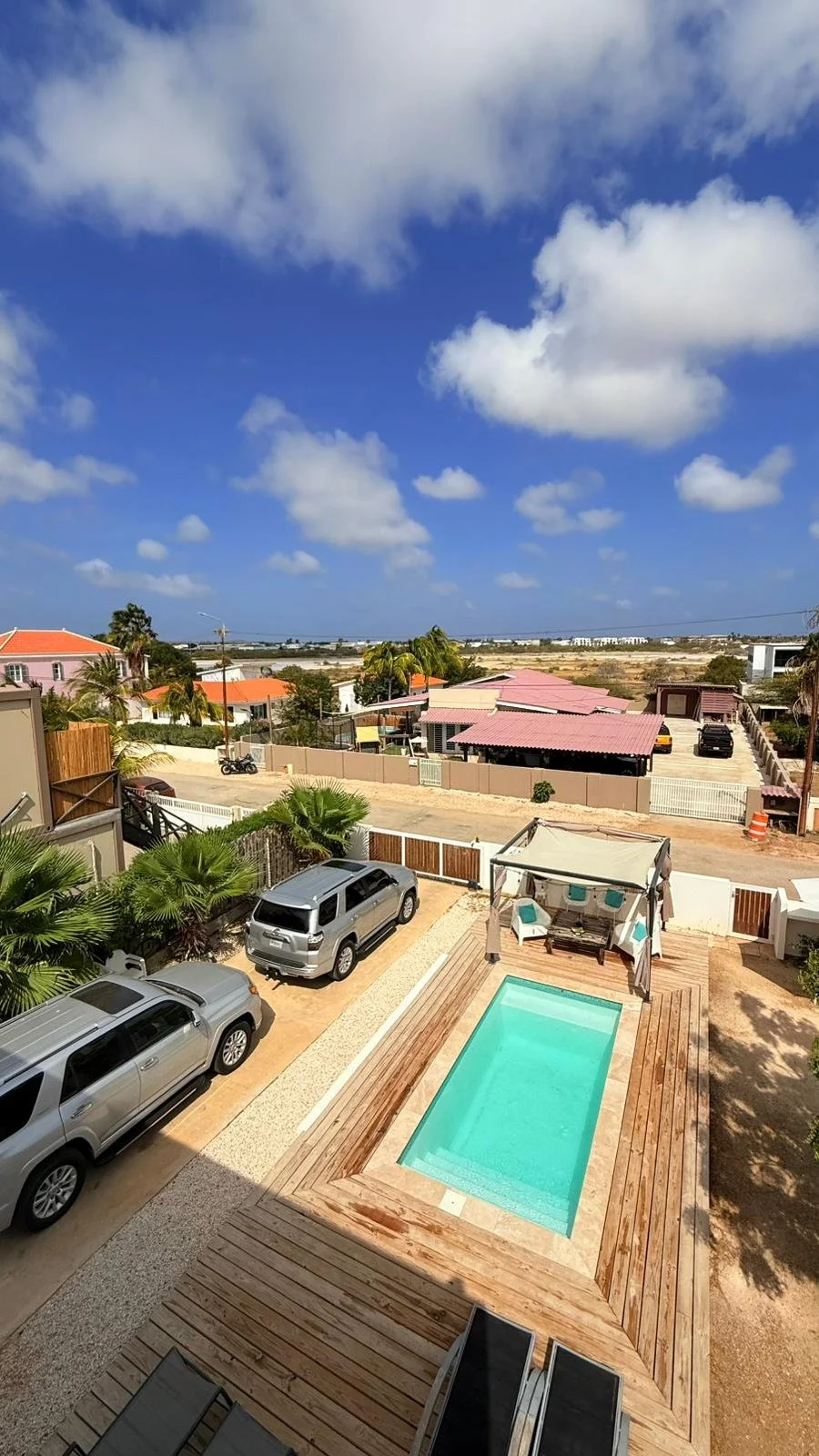 Outdoor private pool surrounded by tropical greenery at Kas Pitava Boutique Stay in Bonaire