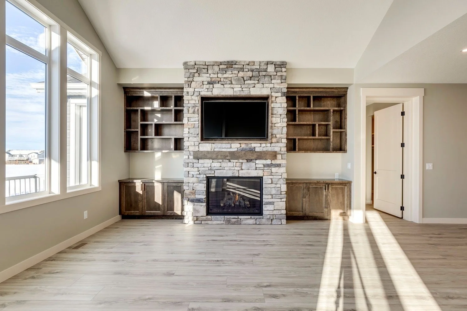 Iron-Rock-Homes_Crossfield_Living-02.jpg