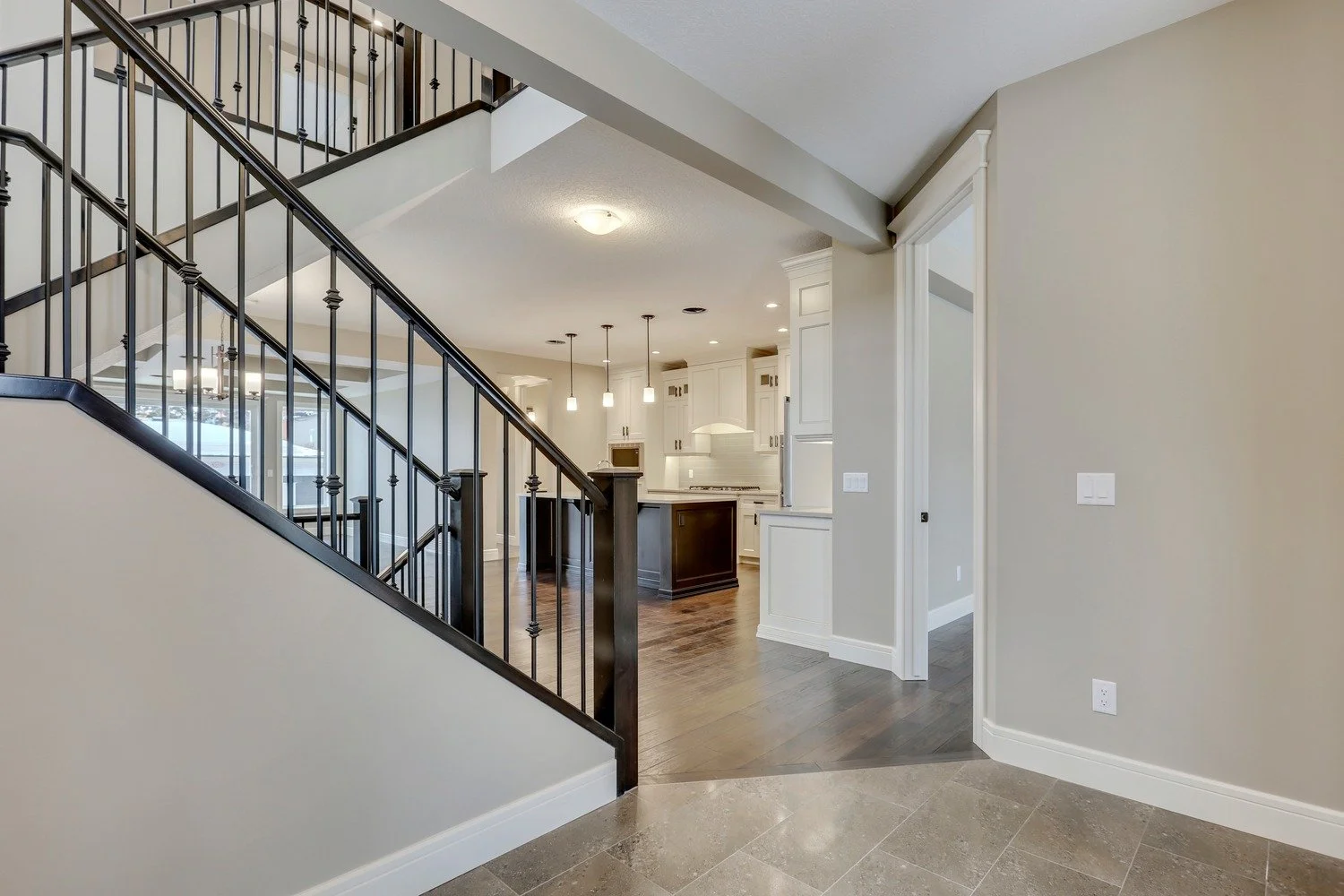 Iron-Rock-Homes_Renfrew_Entry-03.jpg
