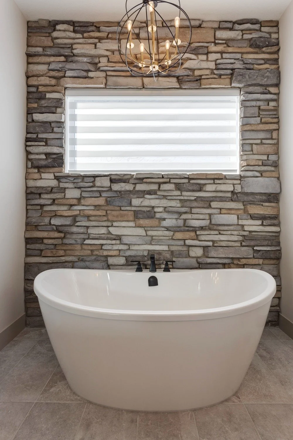 Iron-Rock-Homes_Coopers-Master-Ensuite_01.jpg