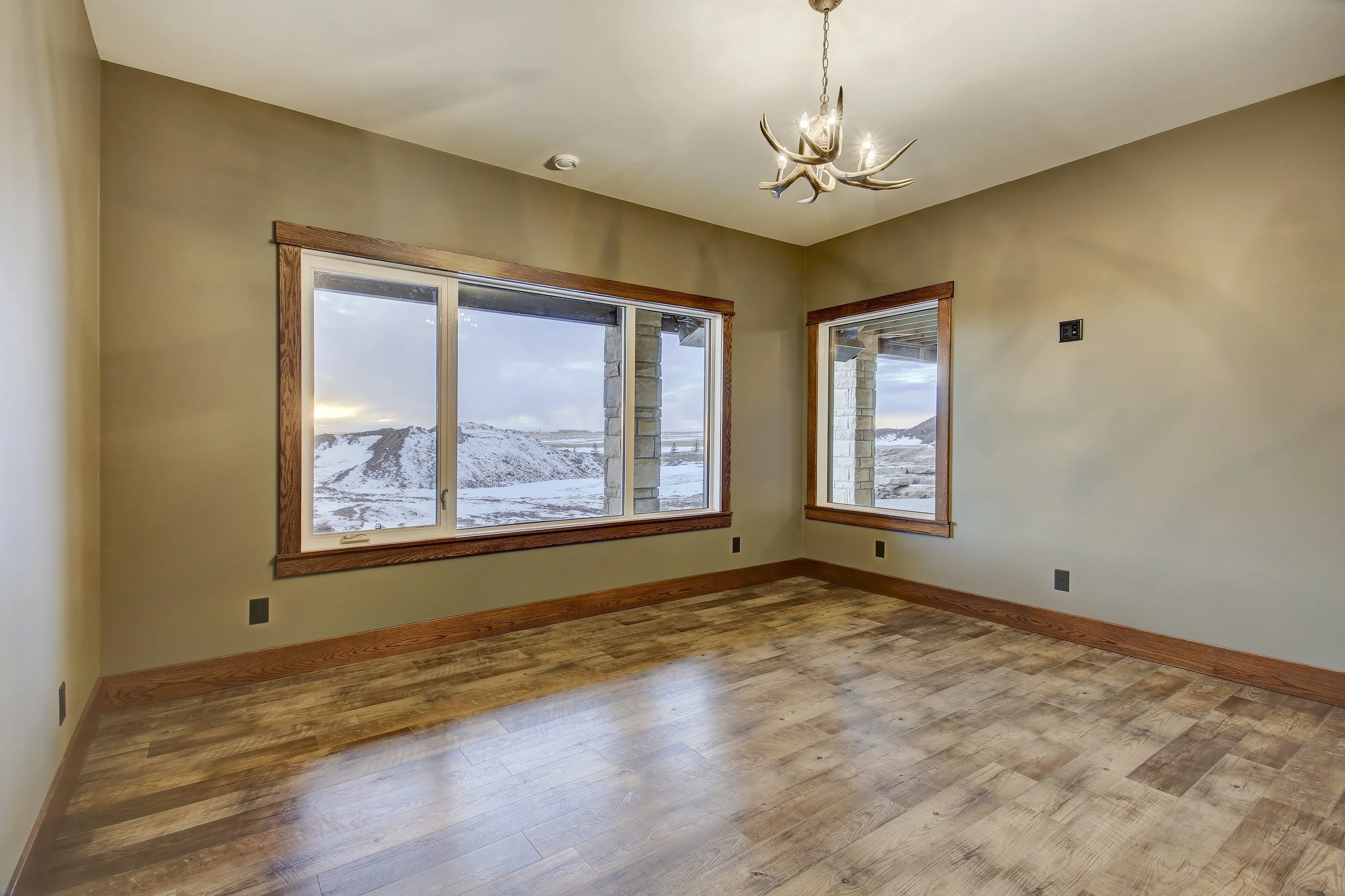 Iron-Rock-Homes-Rocky-View-II_BedroomB-02.jpg