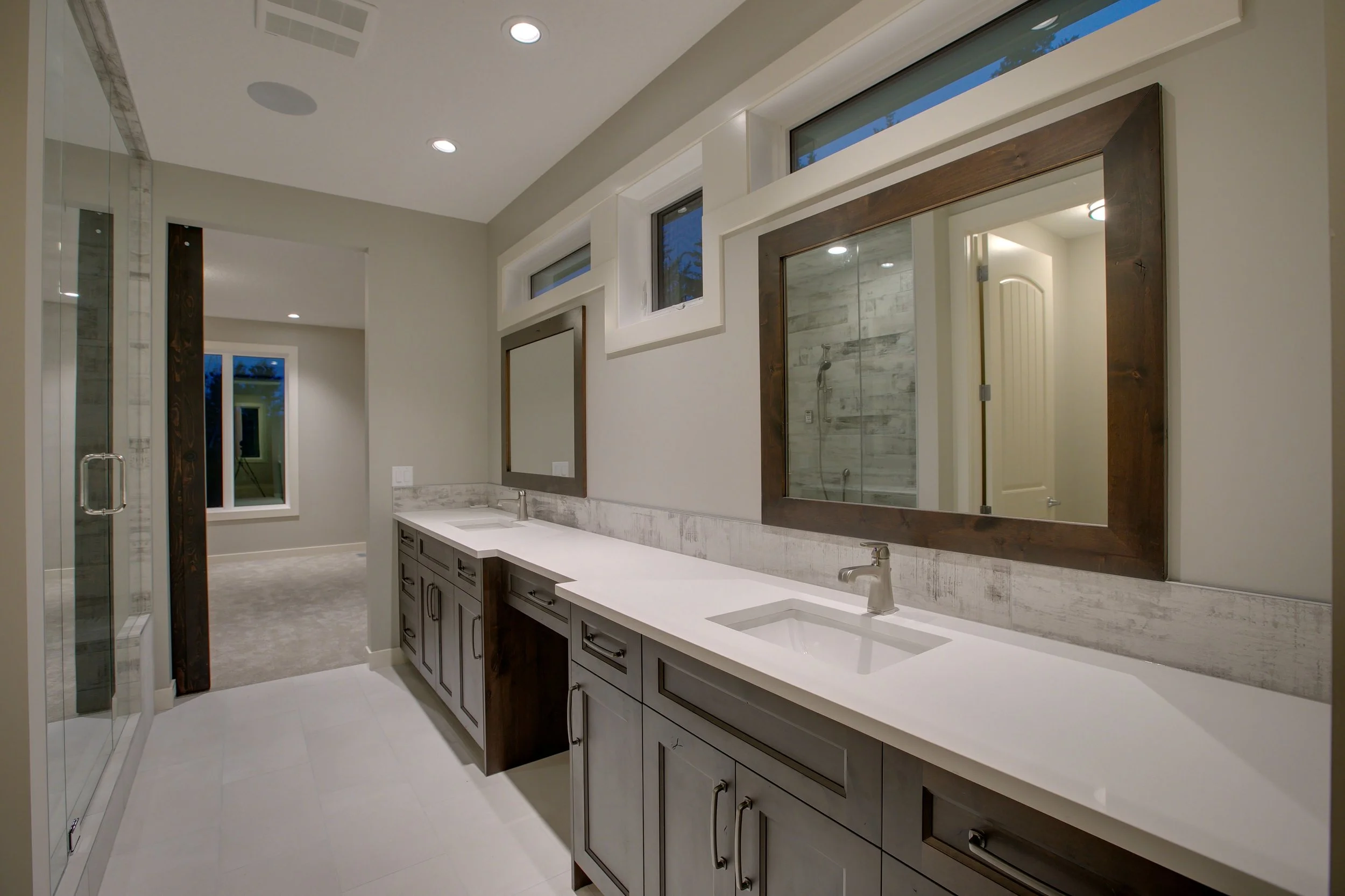 Iron-Rock-Homes_Silverwood-Hill_Ensuite-01.jpg