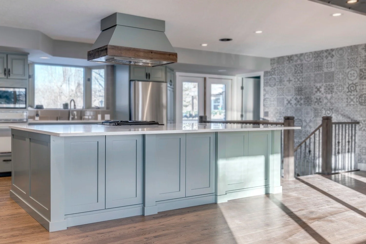Iron-Rock-Homes_Prairie-Schooner_Kitchen-02.jpg