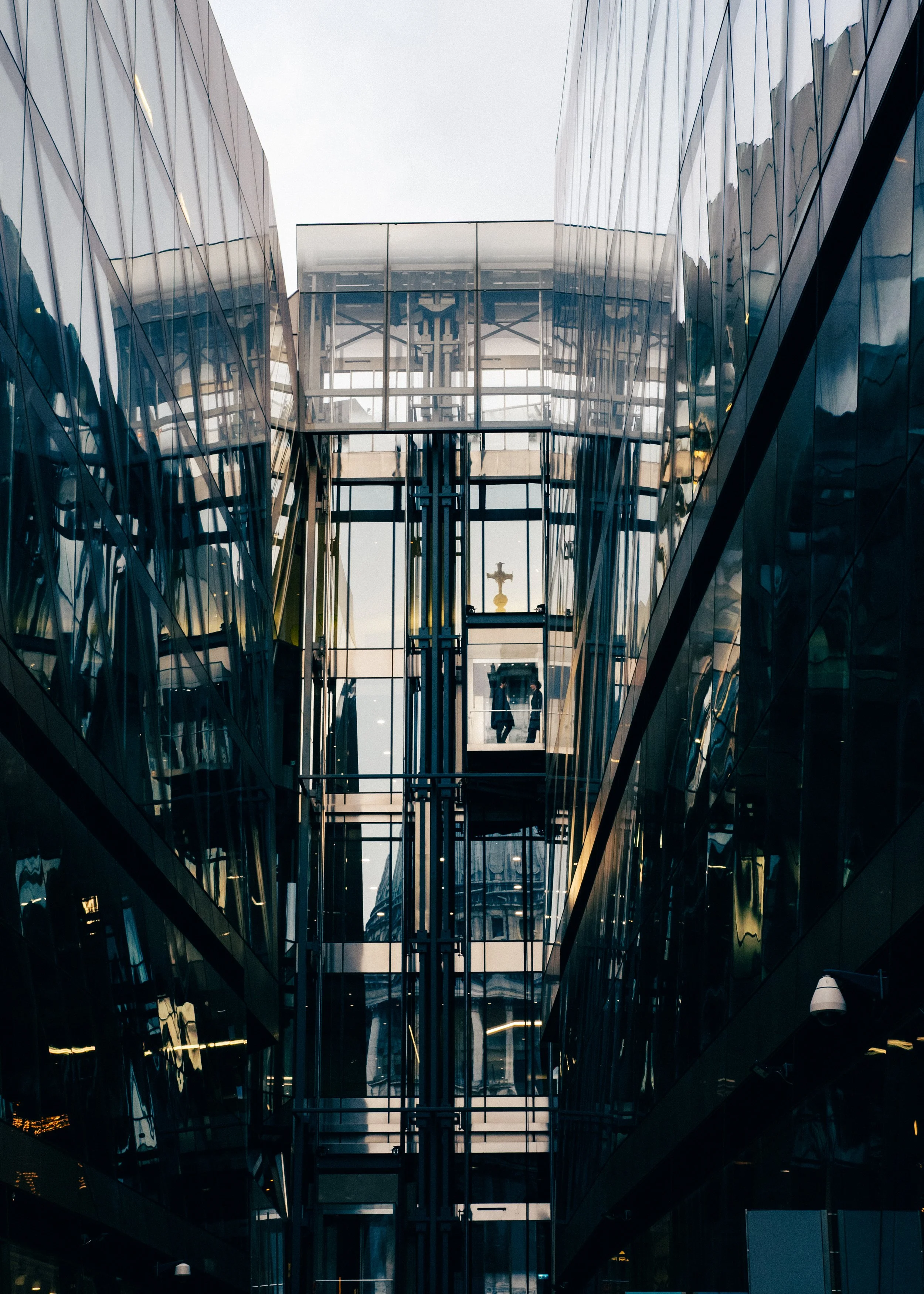 Vertical 1 30x40.jpg