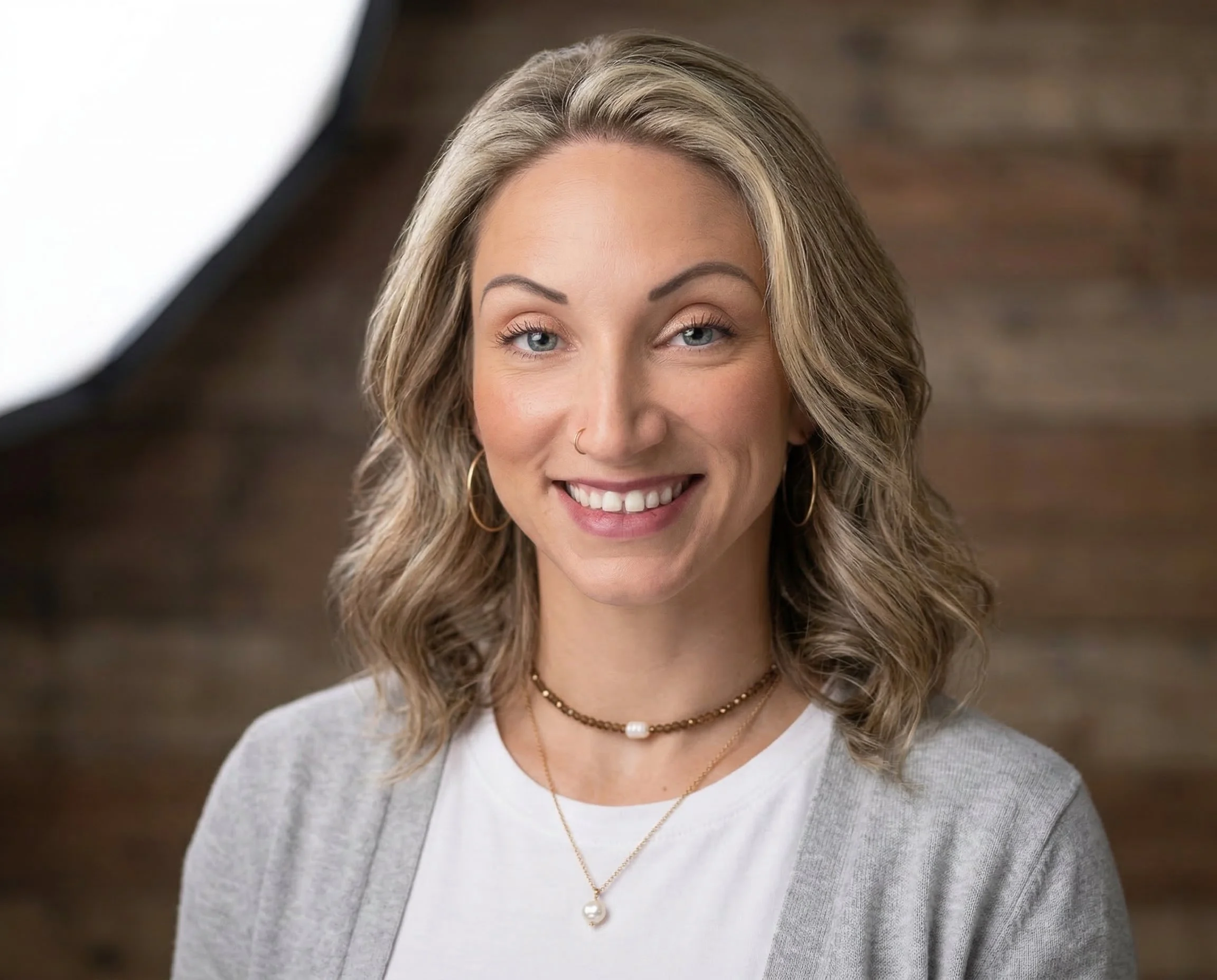 April Gaoiran, LICSWA