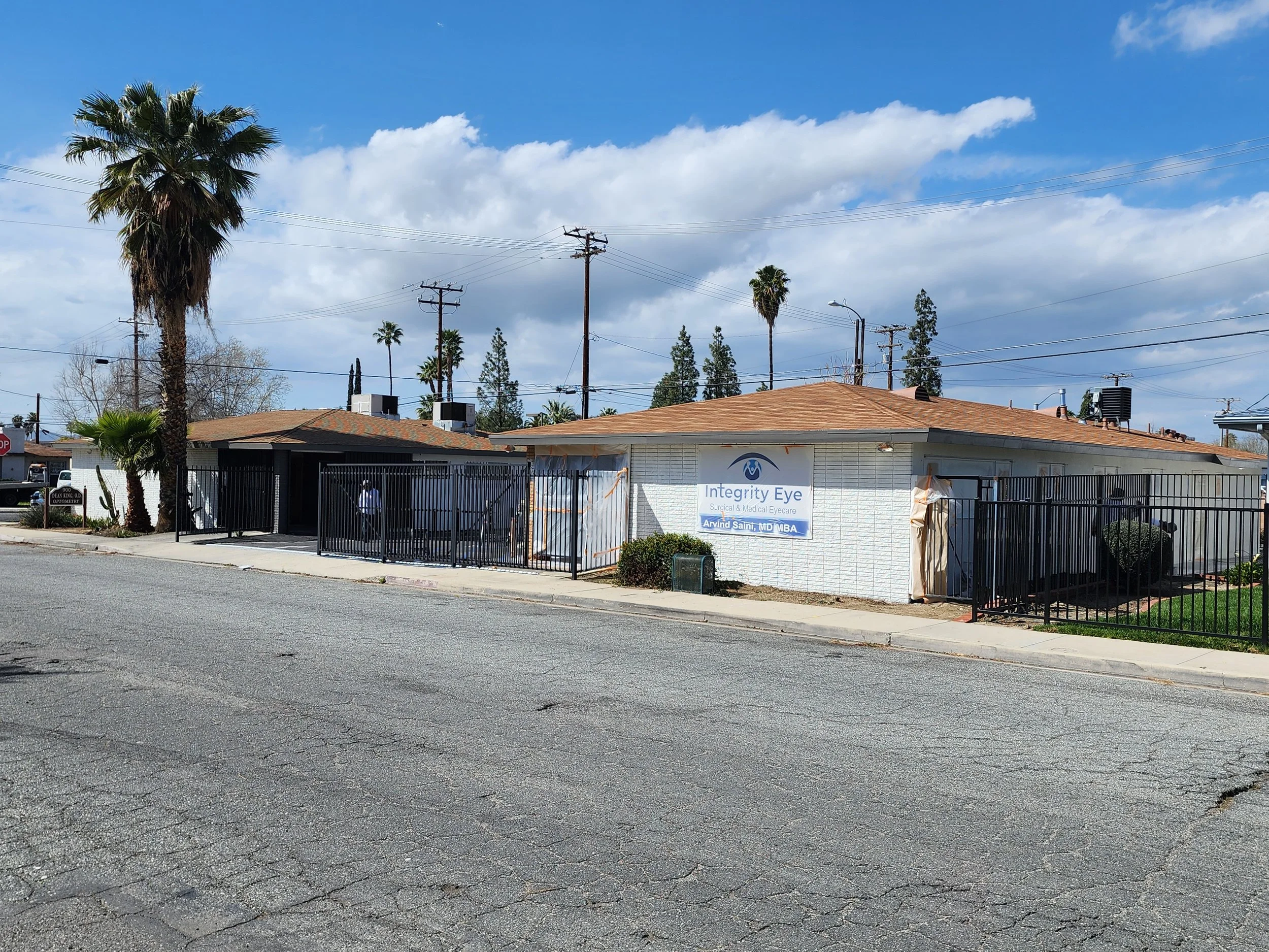 hemet outside building.jpg