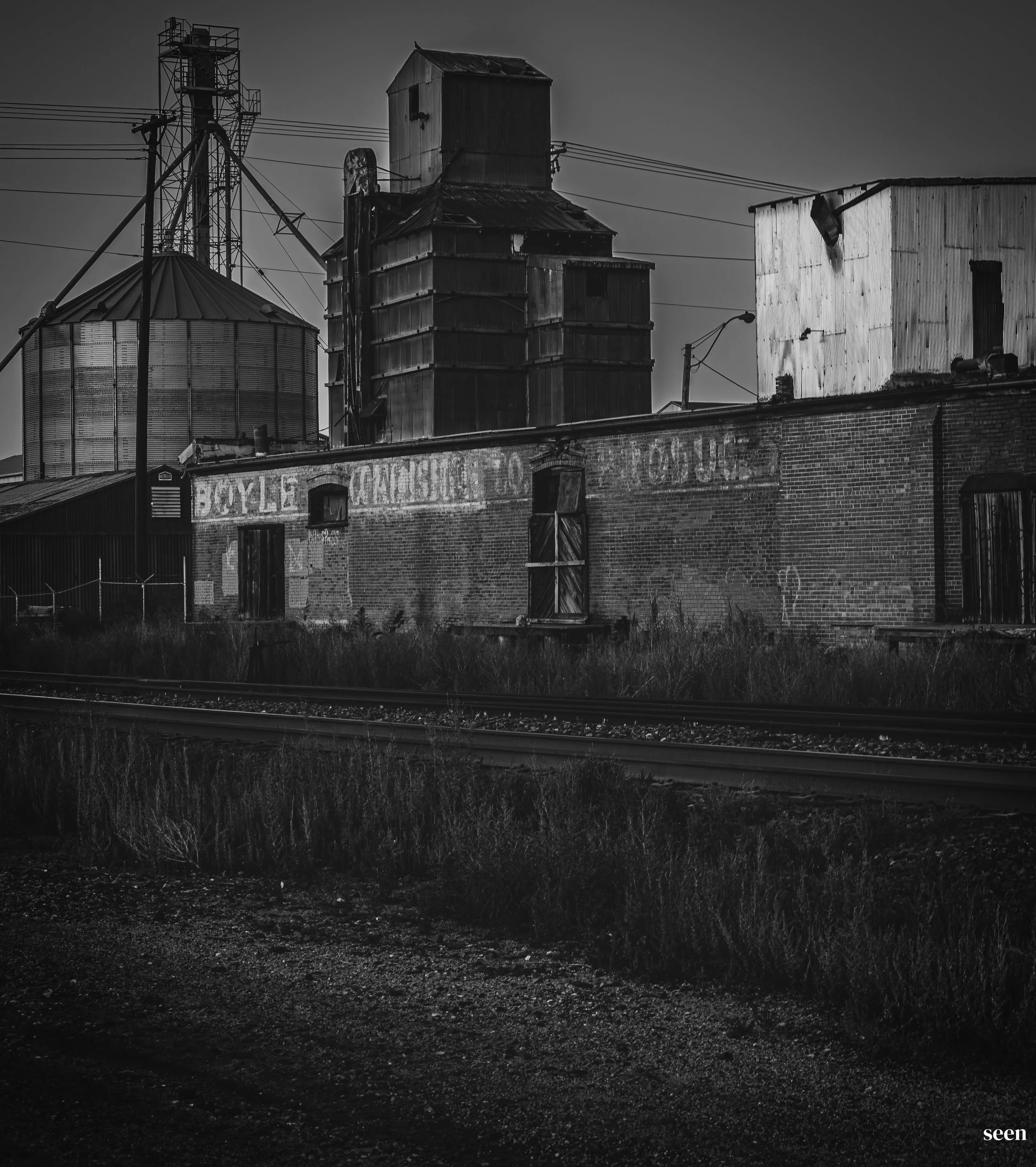 0106.Greeley.Downtown.Downtown Greeley 10-14.IMG_3671-Edit.FullRes.100quality.ScreenRWWM.IMG_3671.3924 x 4420-FullRes.100quality.RWWMscreen-2.jpg