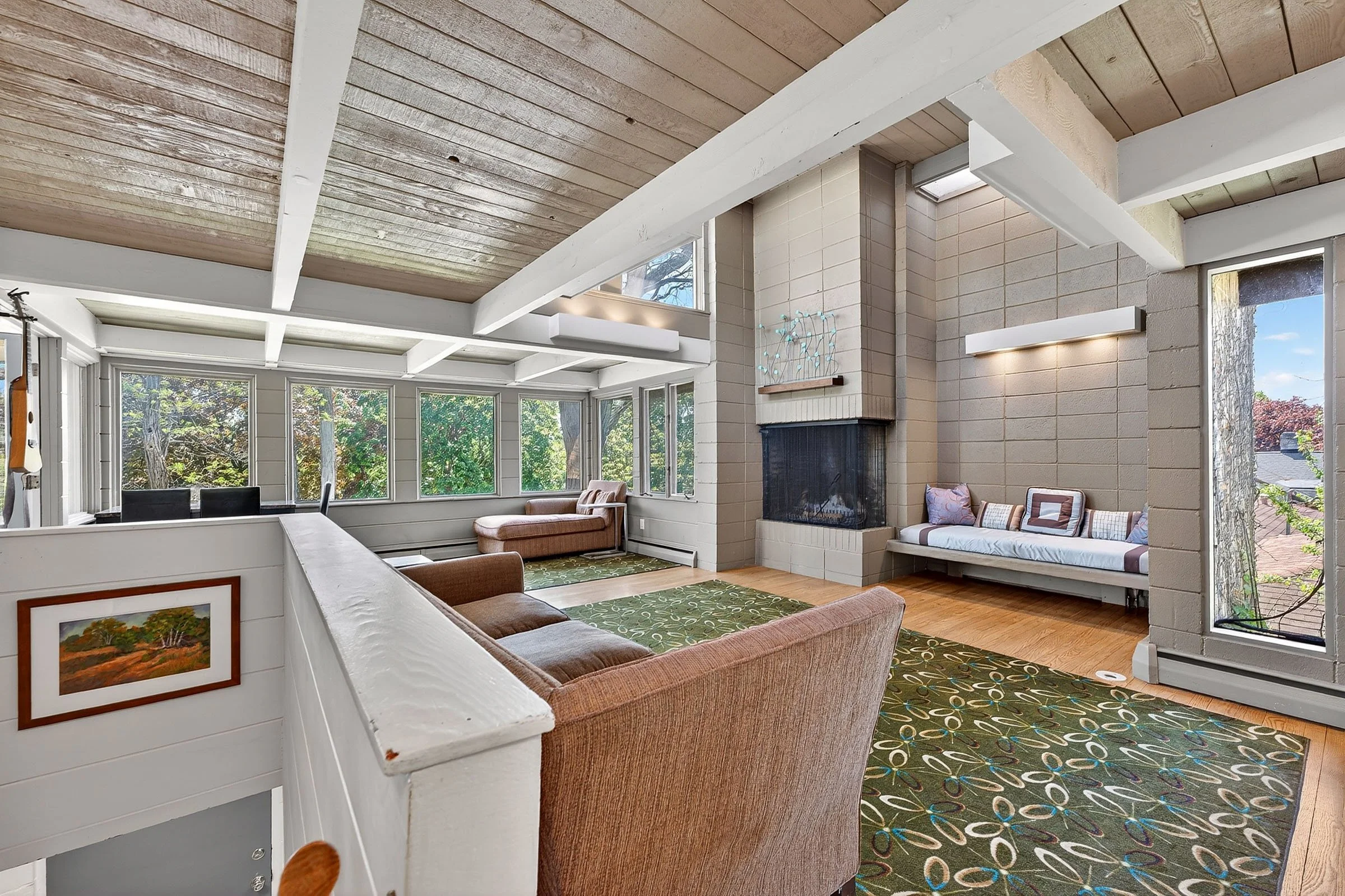 real estate listing in wisconsin with impactful listing photography by dream home real estate media