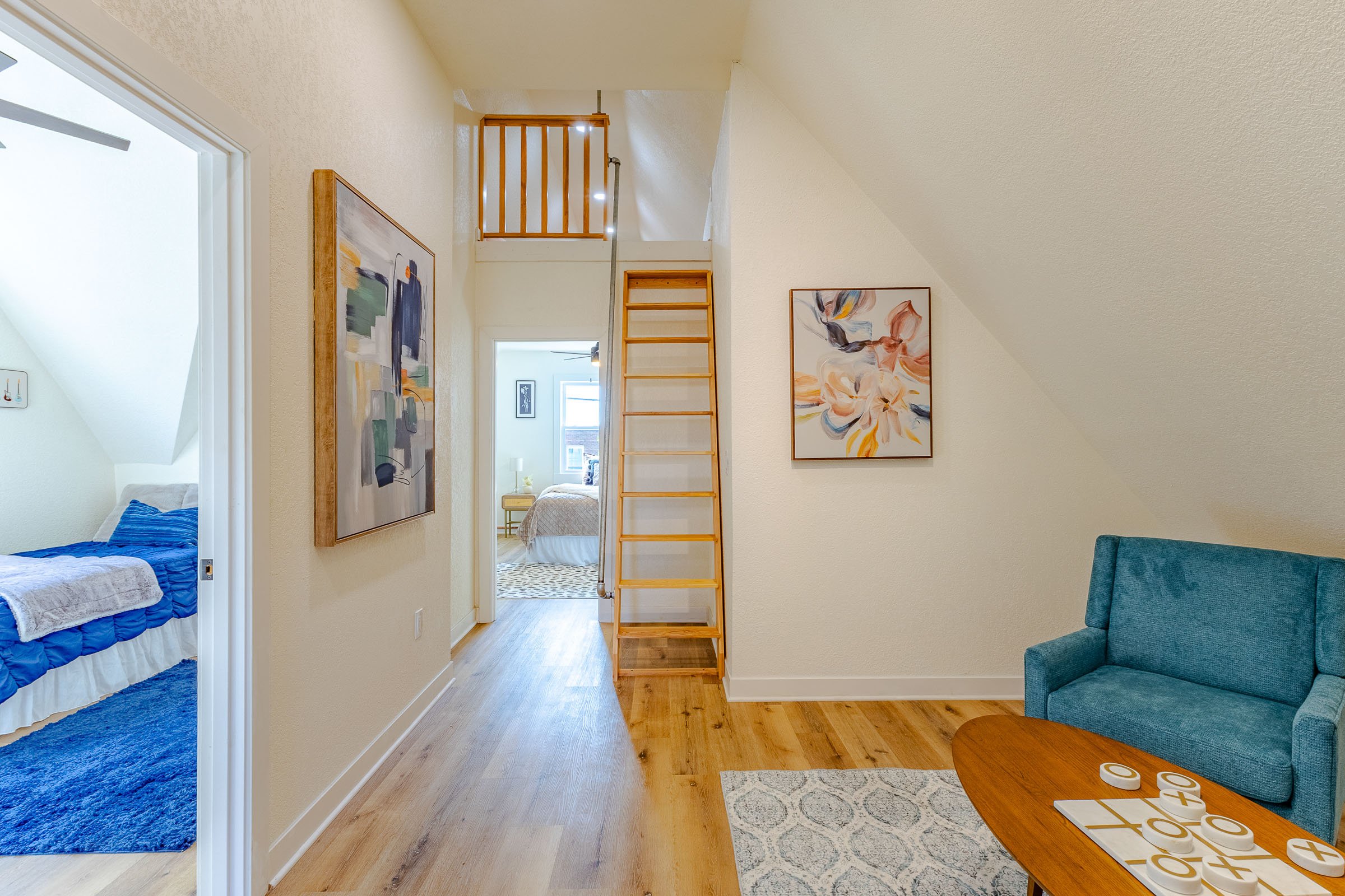 28 - renovated-attic-with-loft-real-estate-photography.jpg