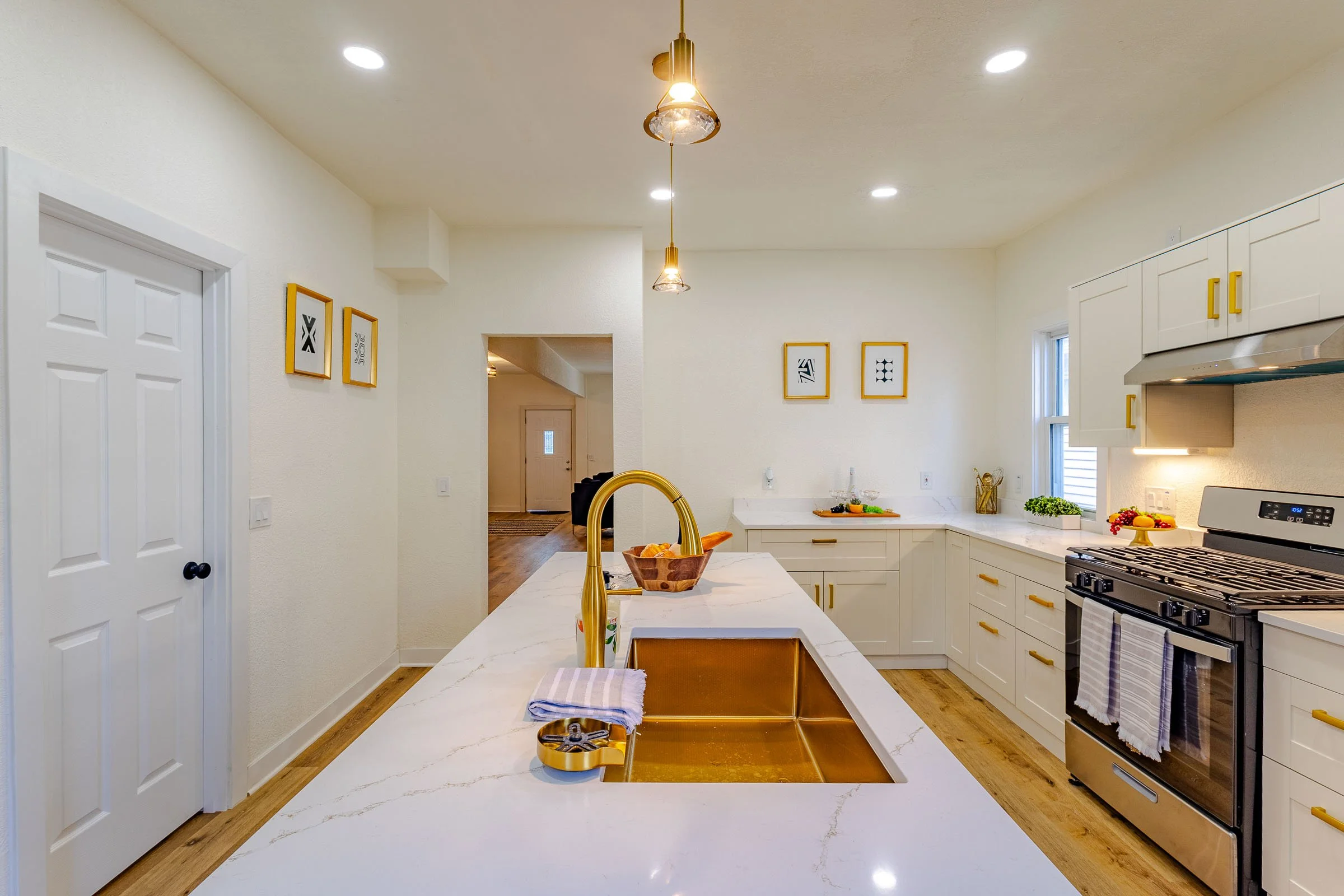 27 - modern-updated-kitchen-milwaukee-south-side-homes.jpg