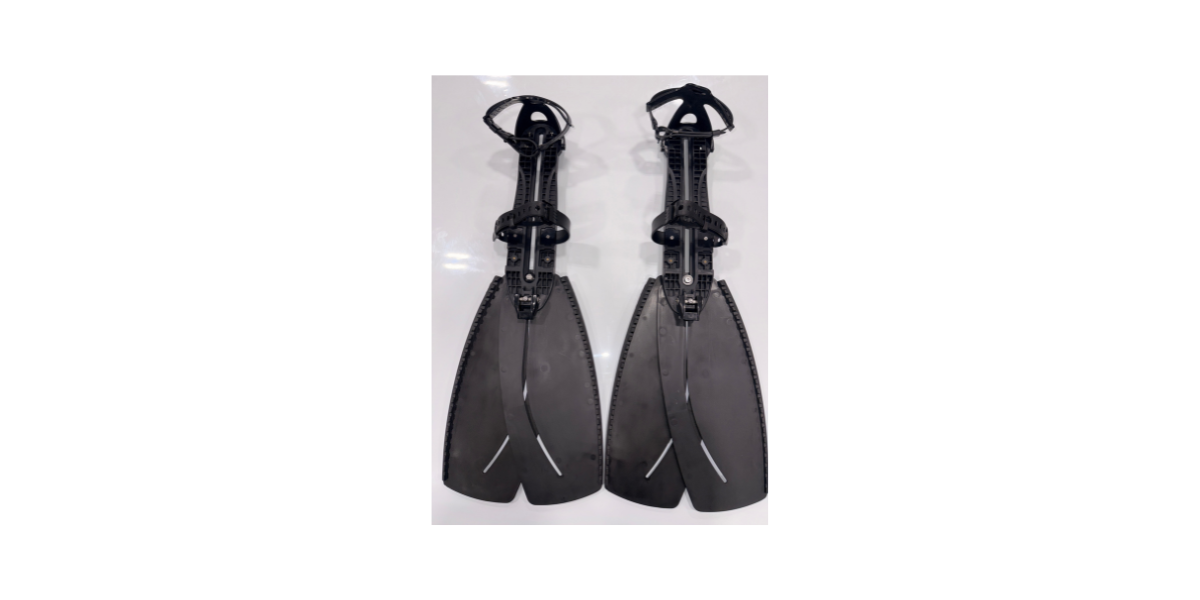 SALT Amphibious Mobility System retractable fin pair by Phibian Gear.png