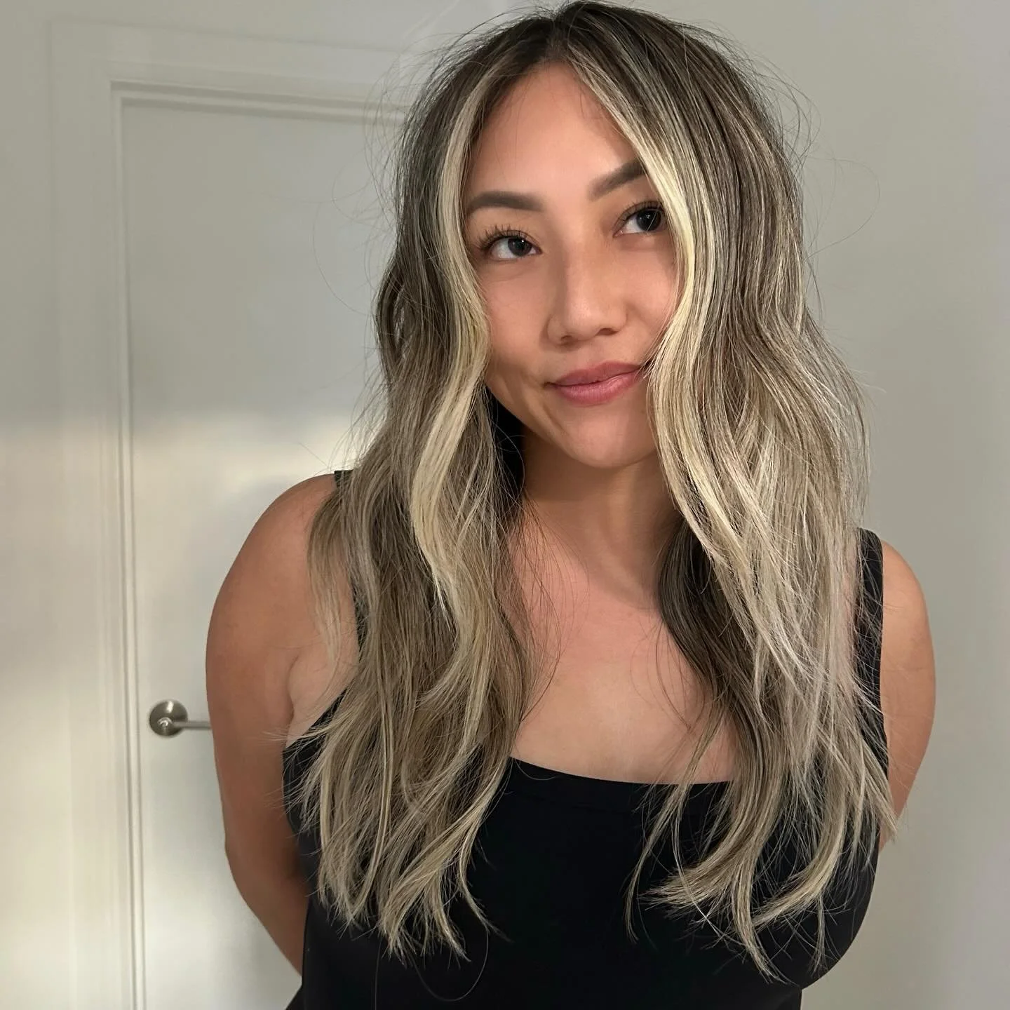 The balayage glow-up🤍
#BlondeBalayage #BalayageArtist #SunKissedHair #LowMaintenanceBlonde #HairTransformation #BlondeSpecialist #BalayageGlow #HealthyBlonde #SoCalStylist #HairGoals