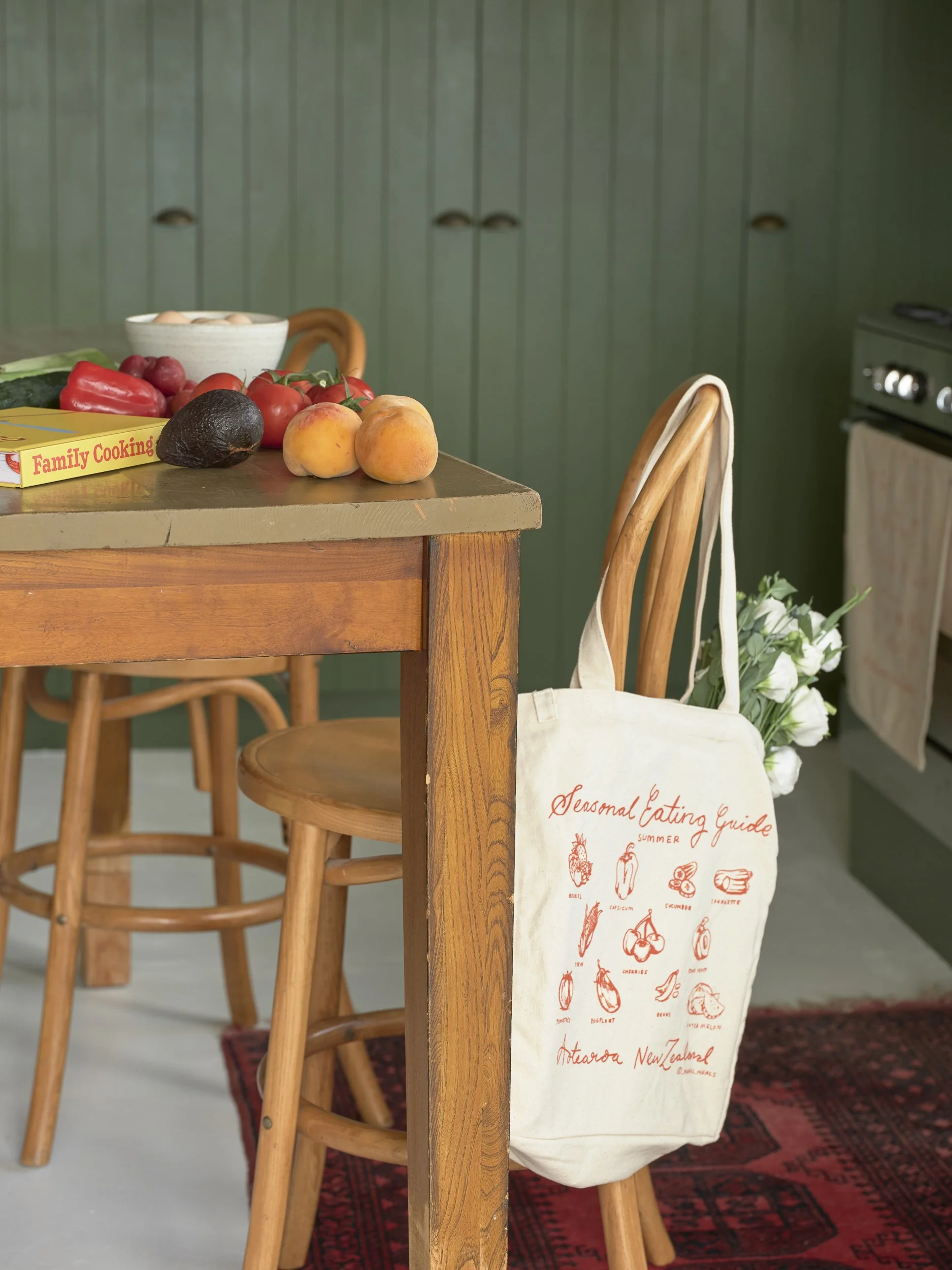 The Seasonal Market Tote