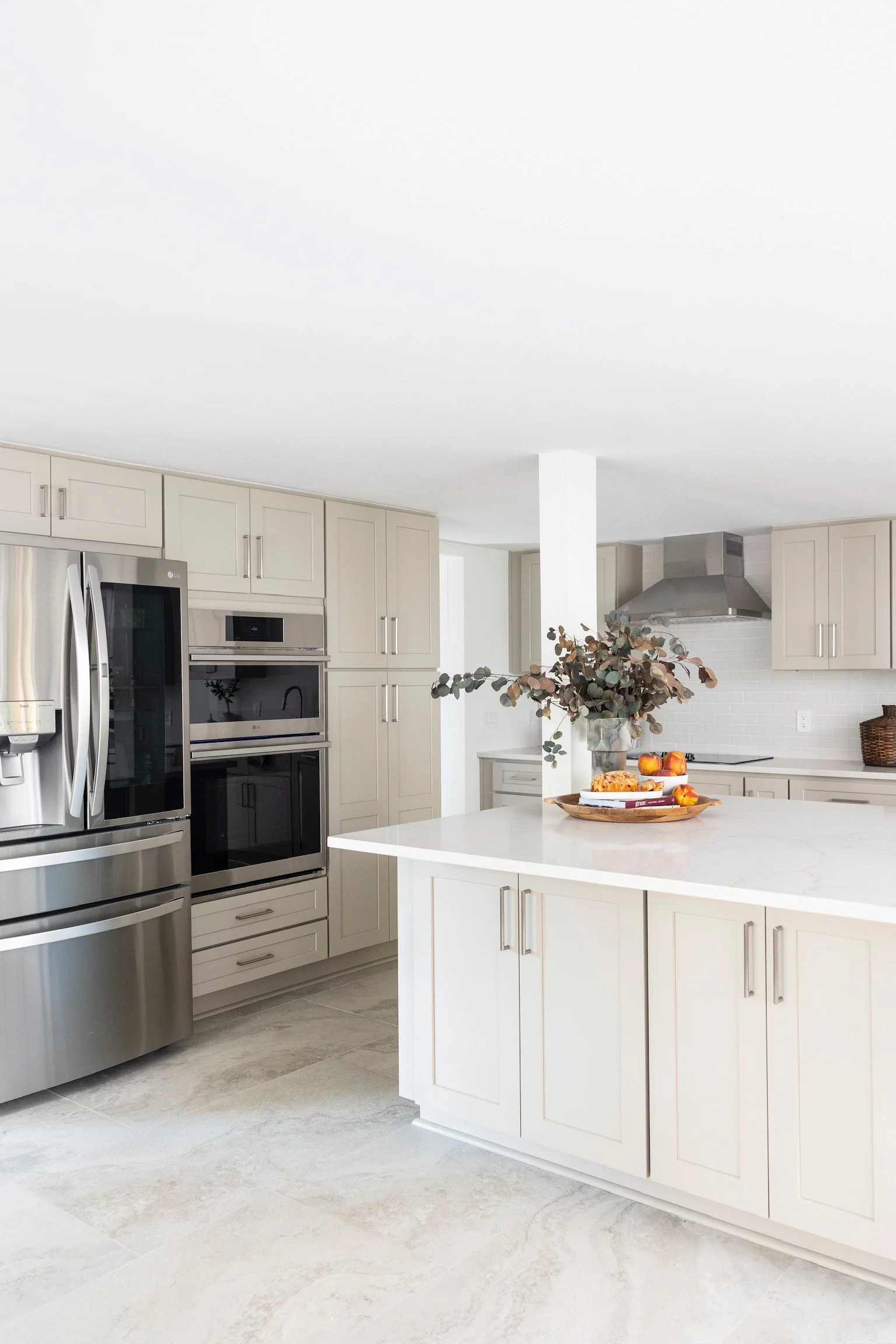 Young Kitchen Image 1