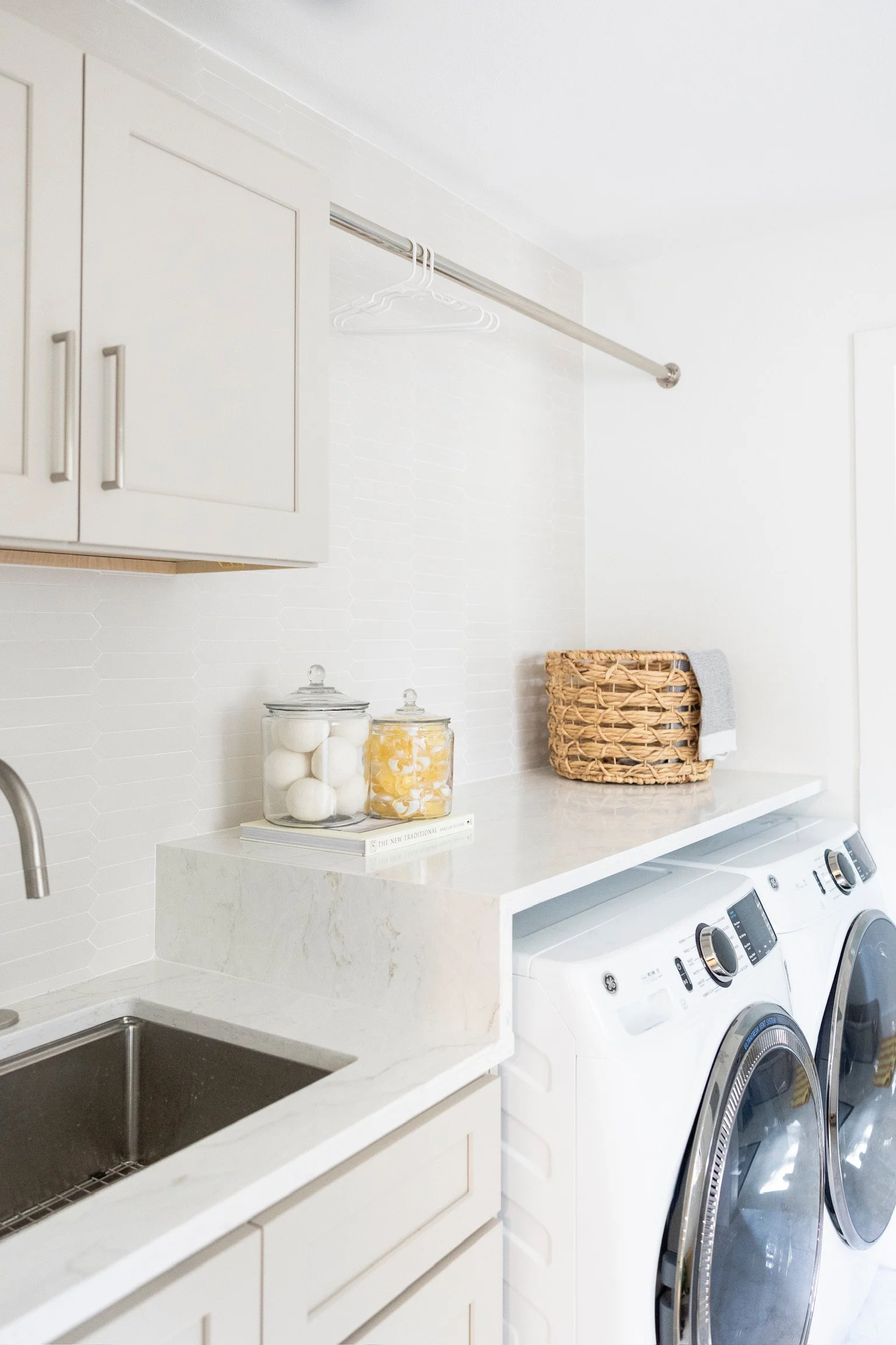 Young Kitchen Image 9