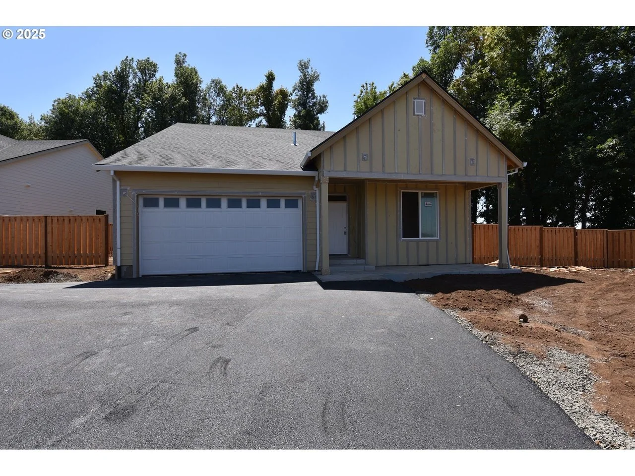 871 Oakleaf Way Silverton OR 97381