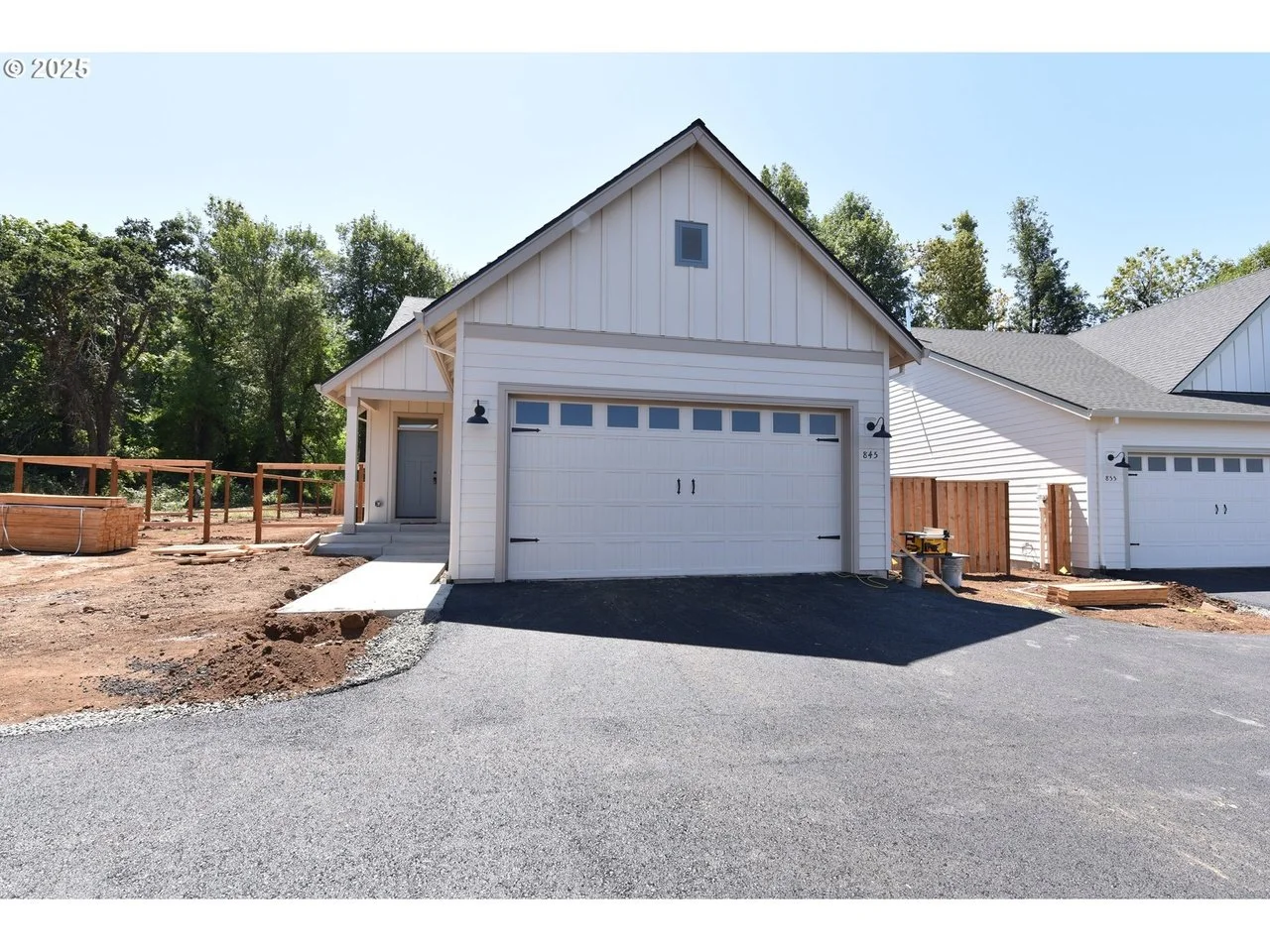 845 Oakleaf Way Silverton OR 97381