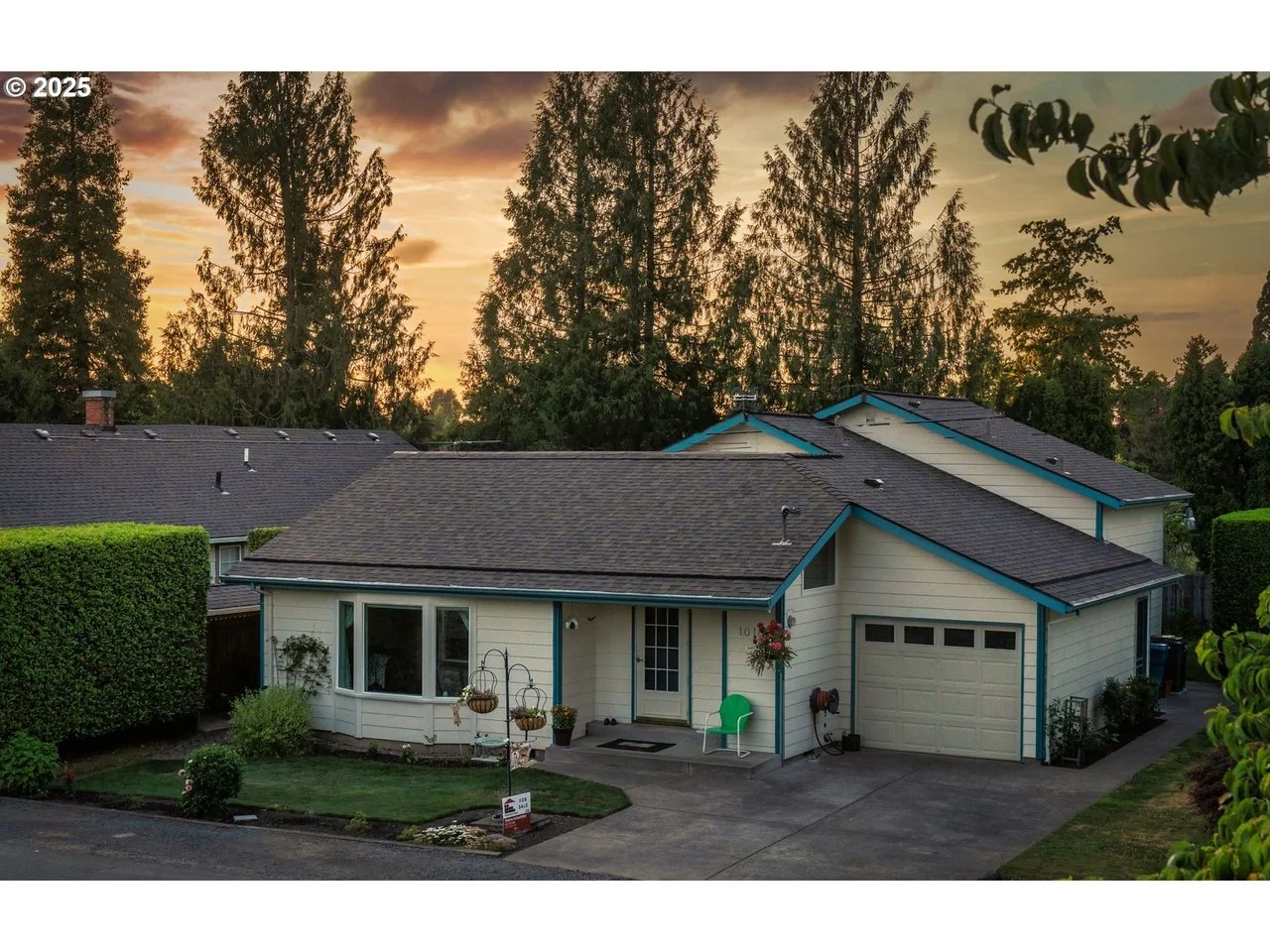 1010 Well St Silverton OR 97381