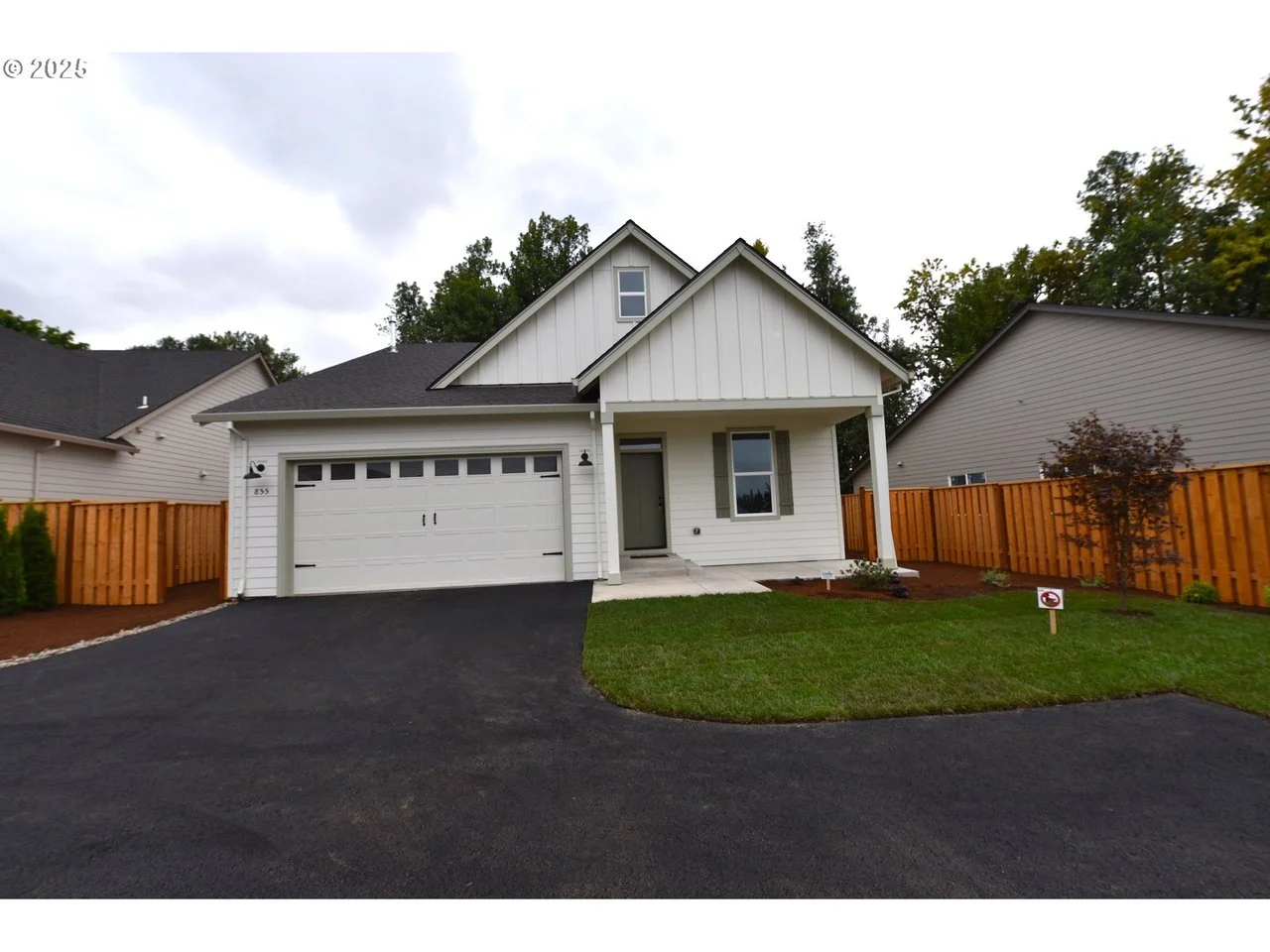 855 Oakleaf Way Silverton OR 97381