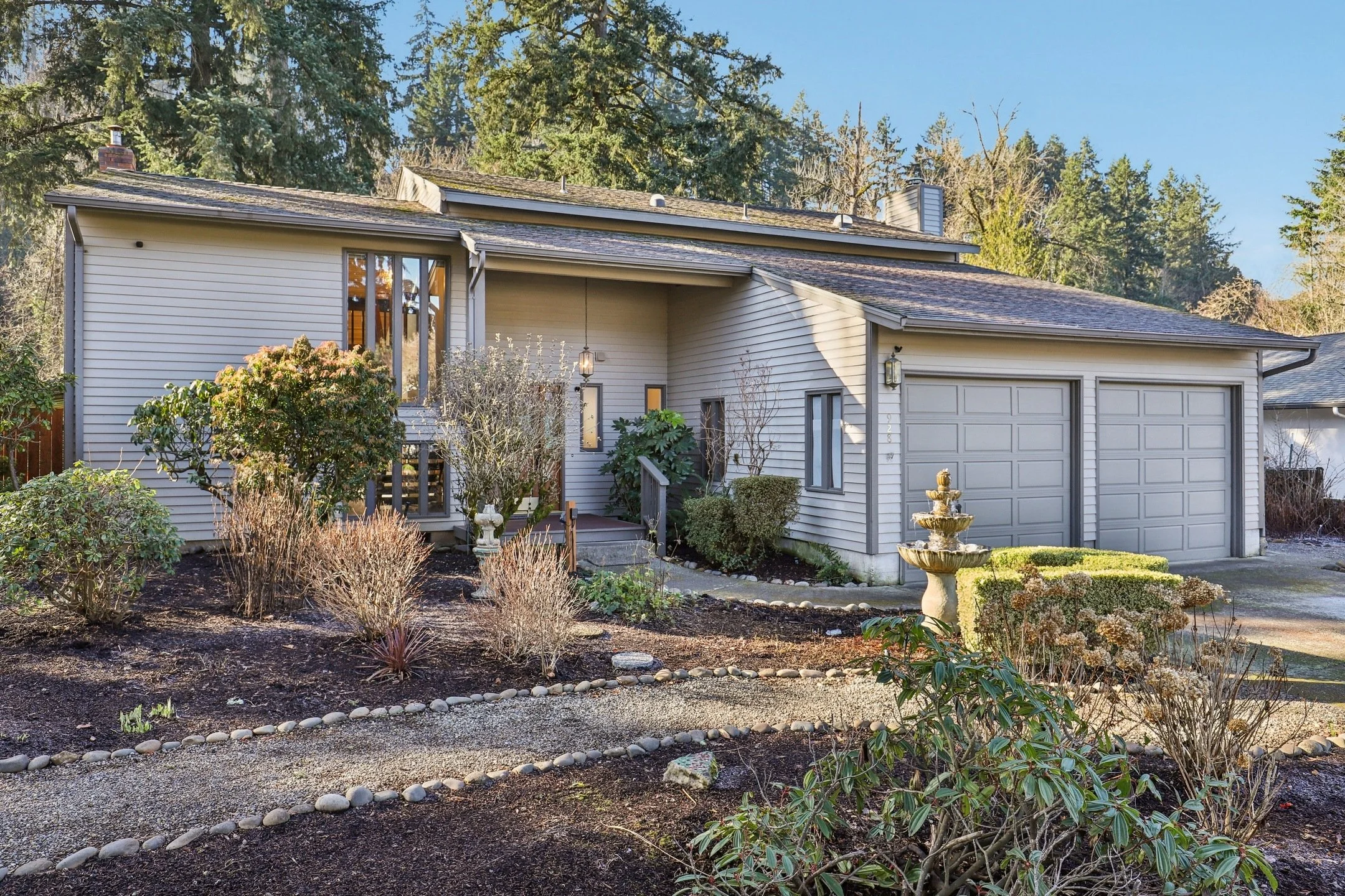 928 Barger St Silverton OR 97381