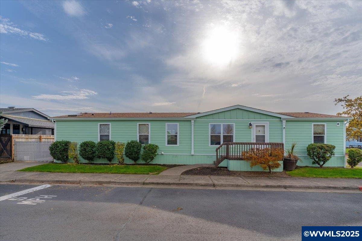 1015 Oak St Unit 71 Silverton OR 97381