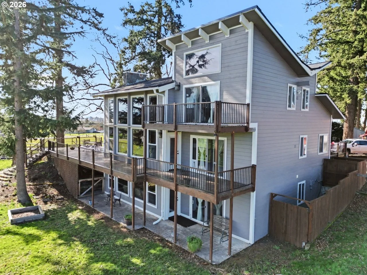 9915 Marquam Cir Molalla OR 97038