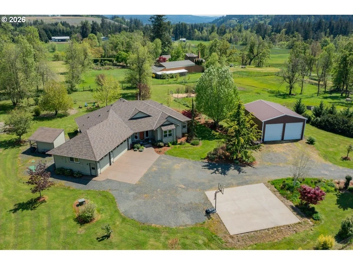 PENDING - 6982 River Bend Dr Silverton OR 97381
