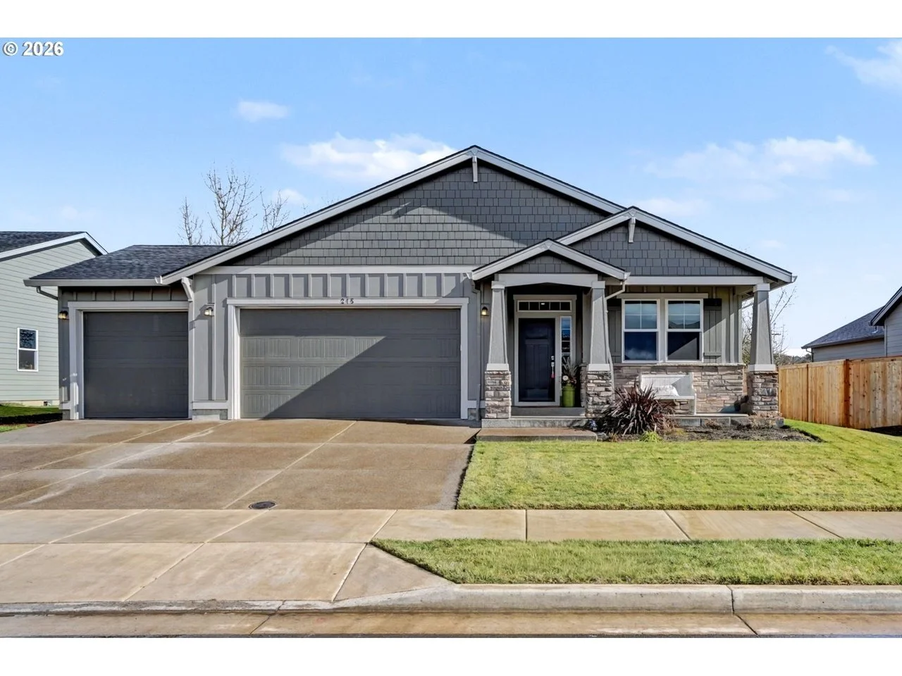 215 Walnut St Mount Angel OR 97362