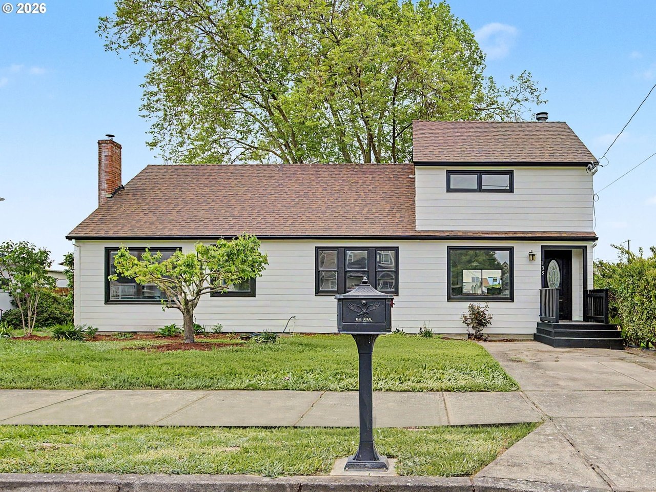 135 S Sheridan St Mount Angel OR 97362