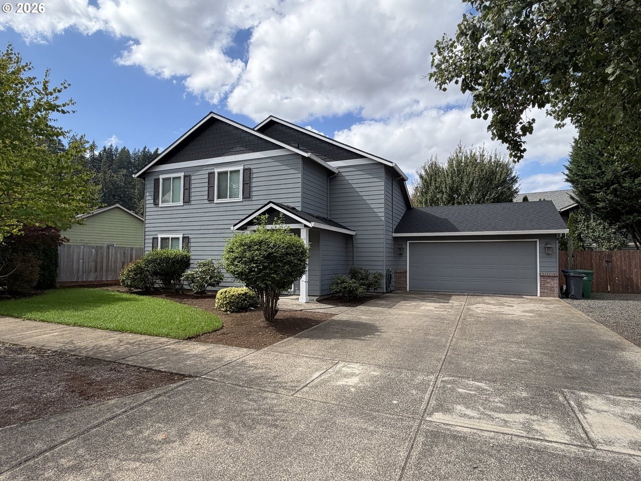 209 Pioneer Dr, Silverton, OR 97381