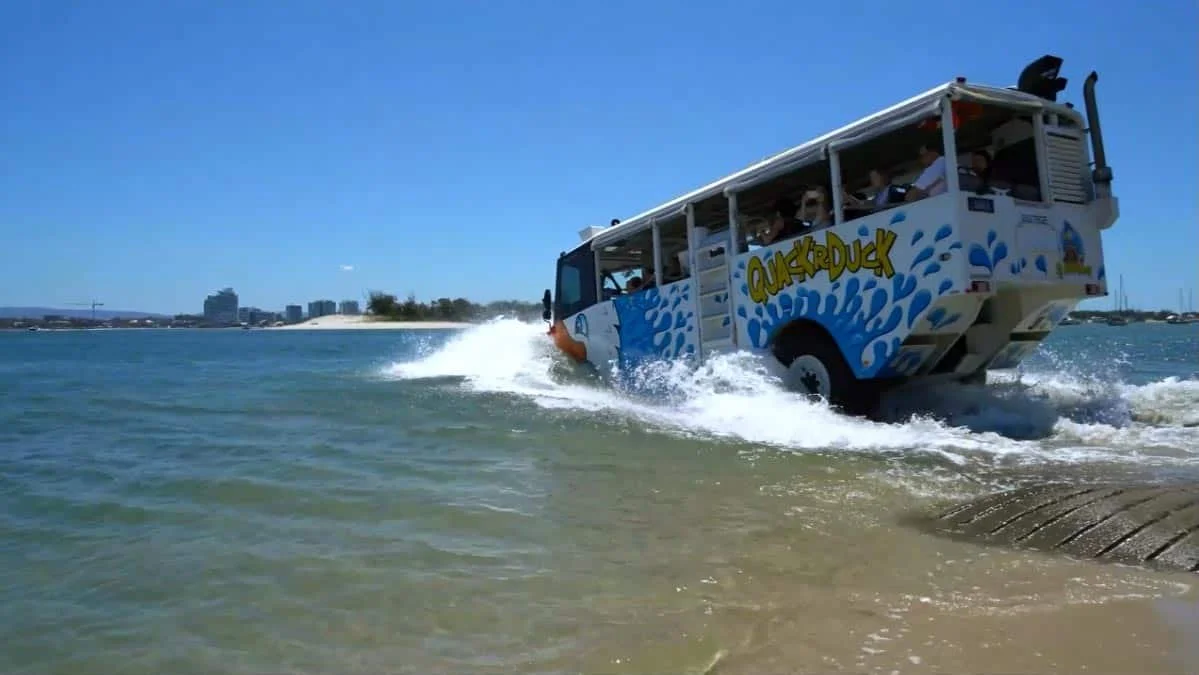 the-tour04.jpg