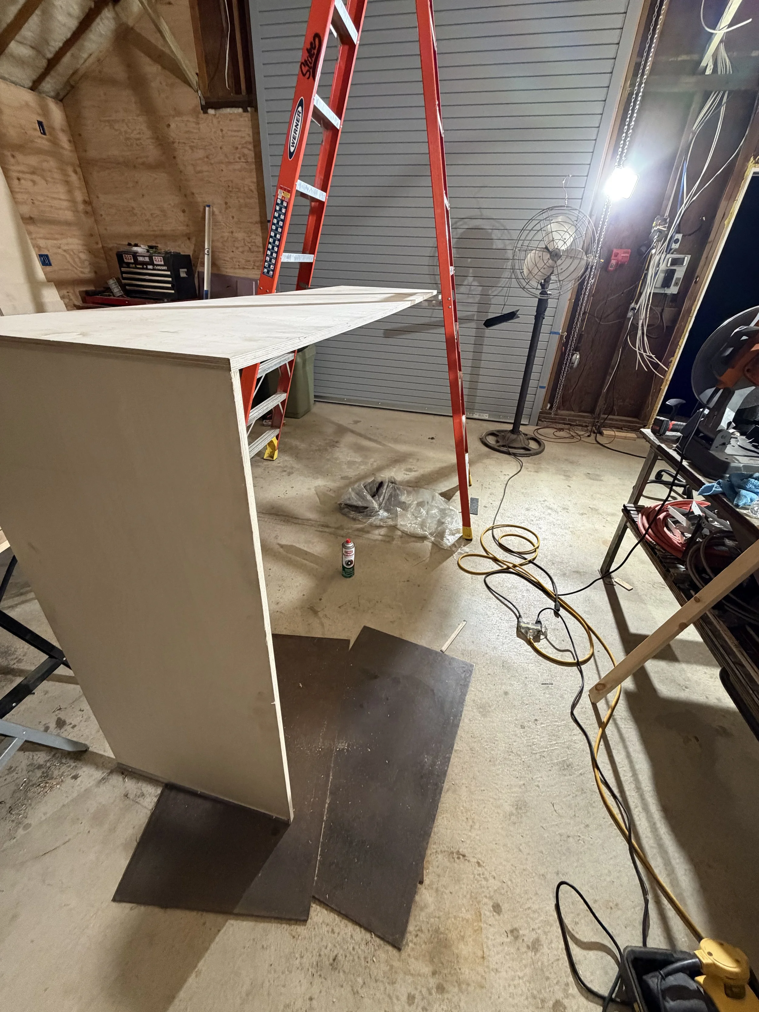 We sourced 3/4" baltic birch plywood to use as the shelf itself